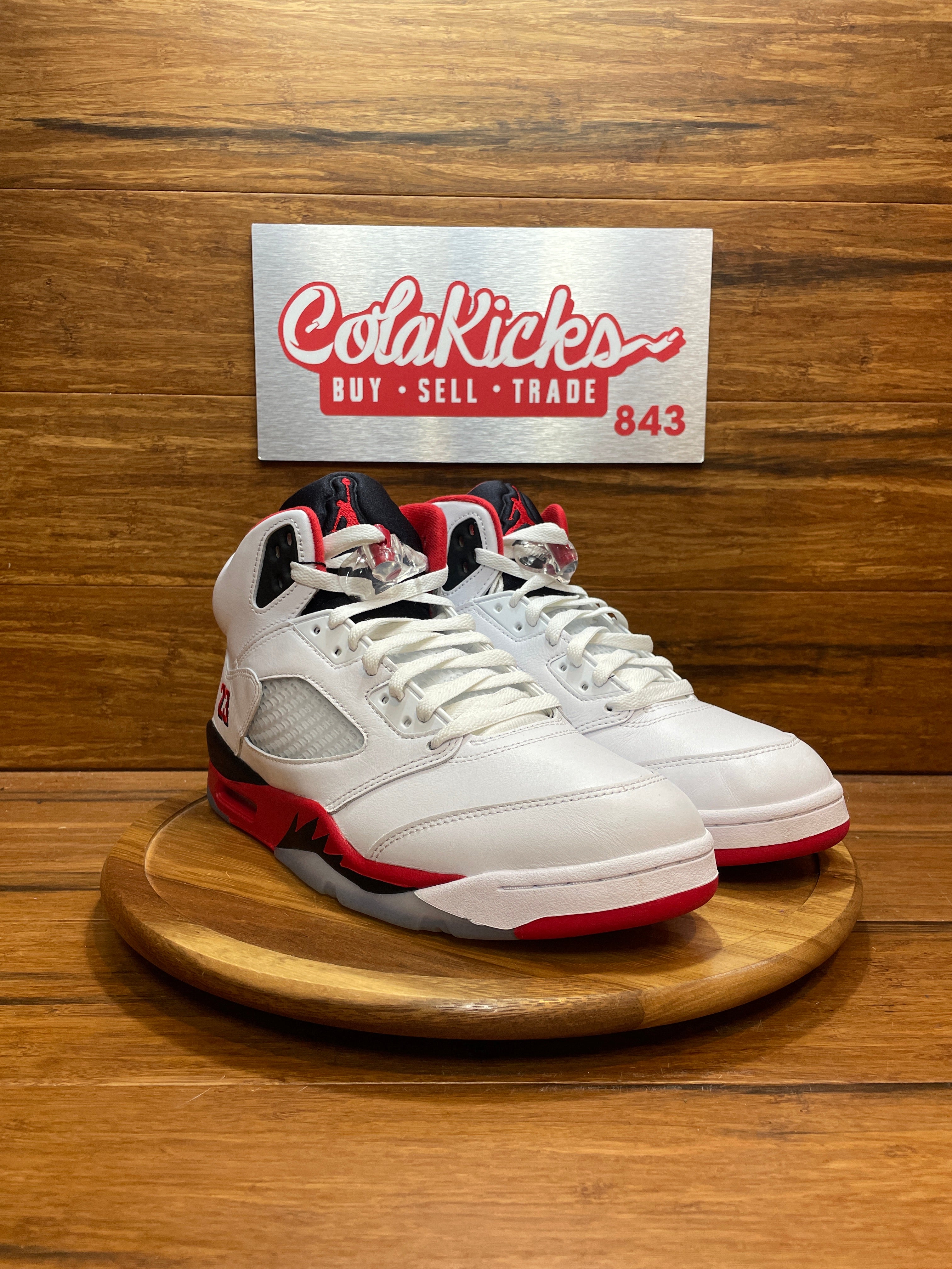 Jordan 5 Retro Fire Red Black Tongue (2025)