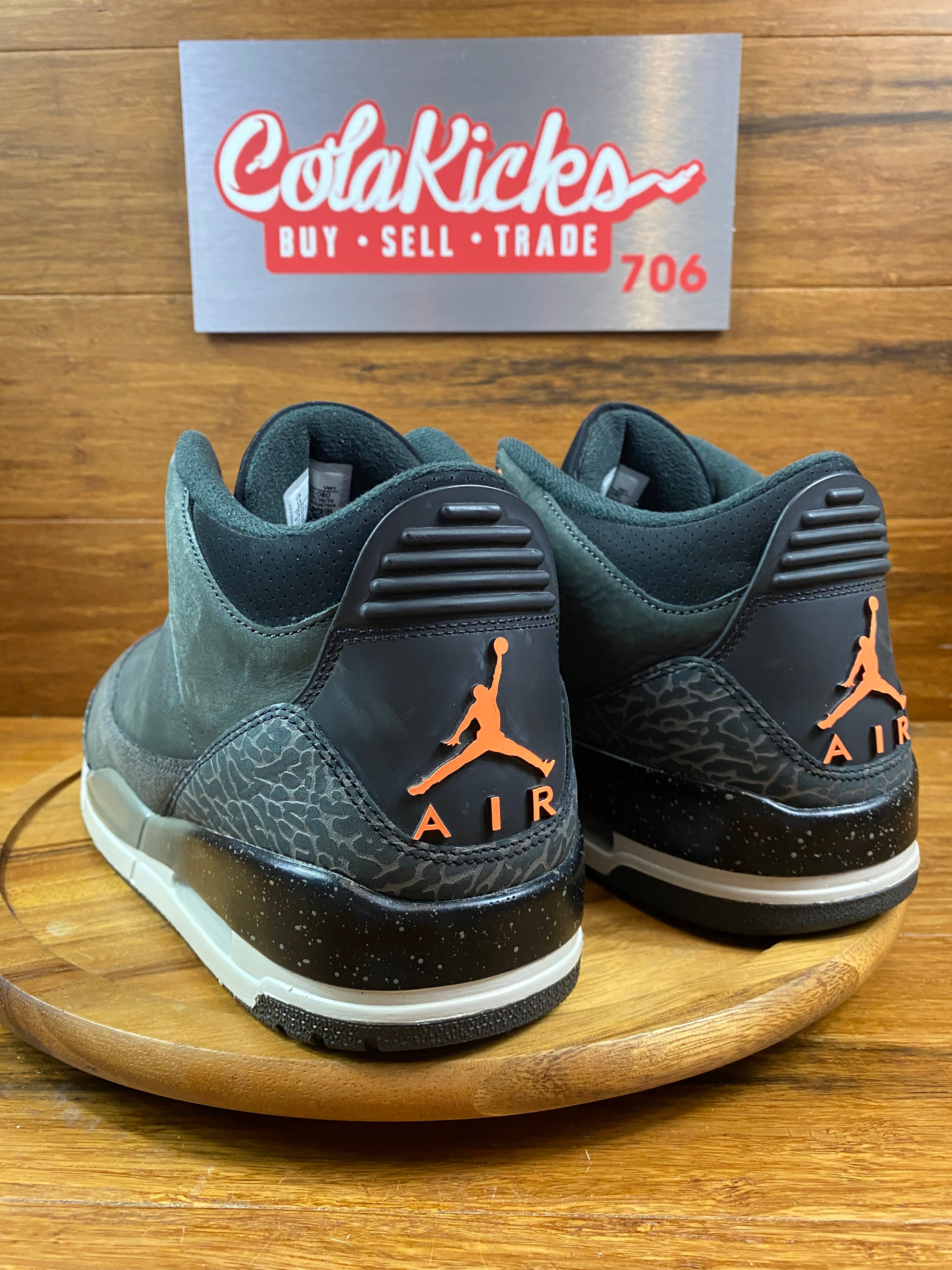 Jordan 3 Retro Fear Pack (2023)
