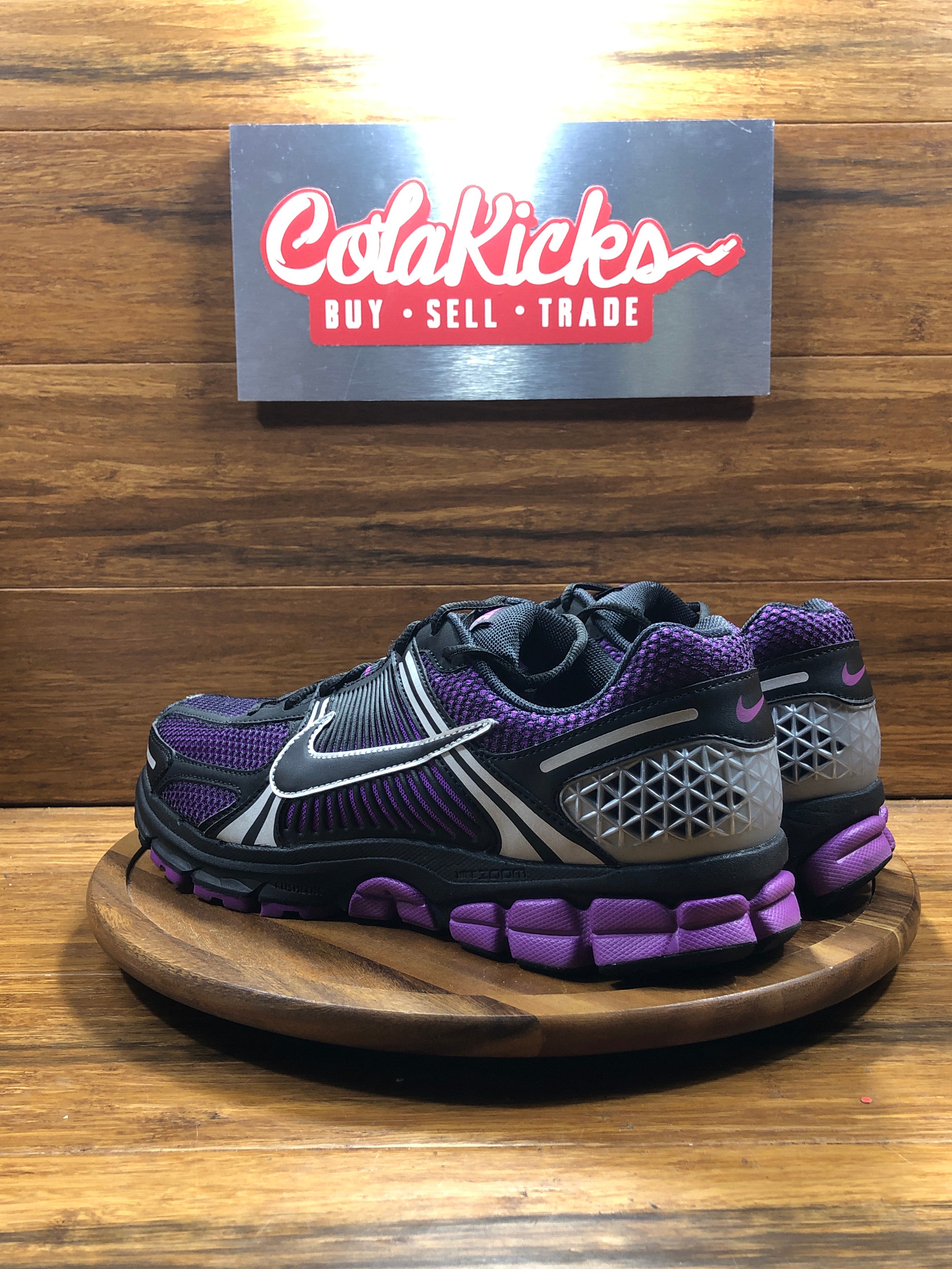 Nike Zoom Vomero 5 Black Vivid Purple
