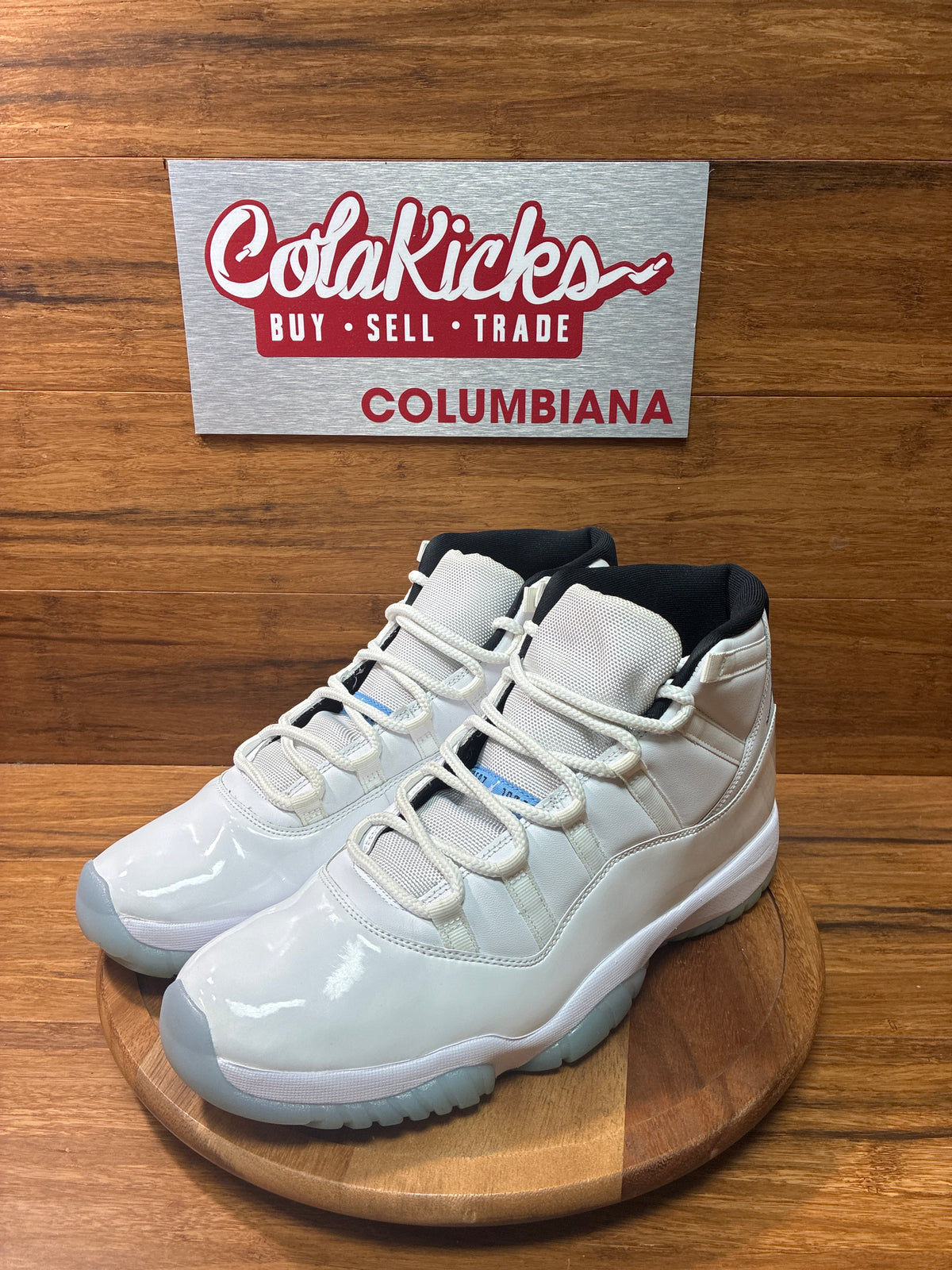 Jordan 11 Retro Legend Blue (2024)