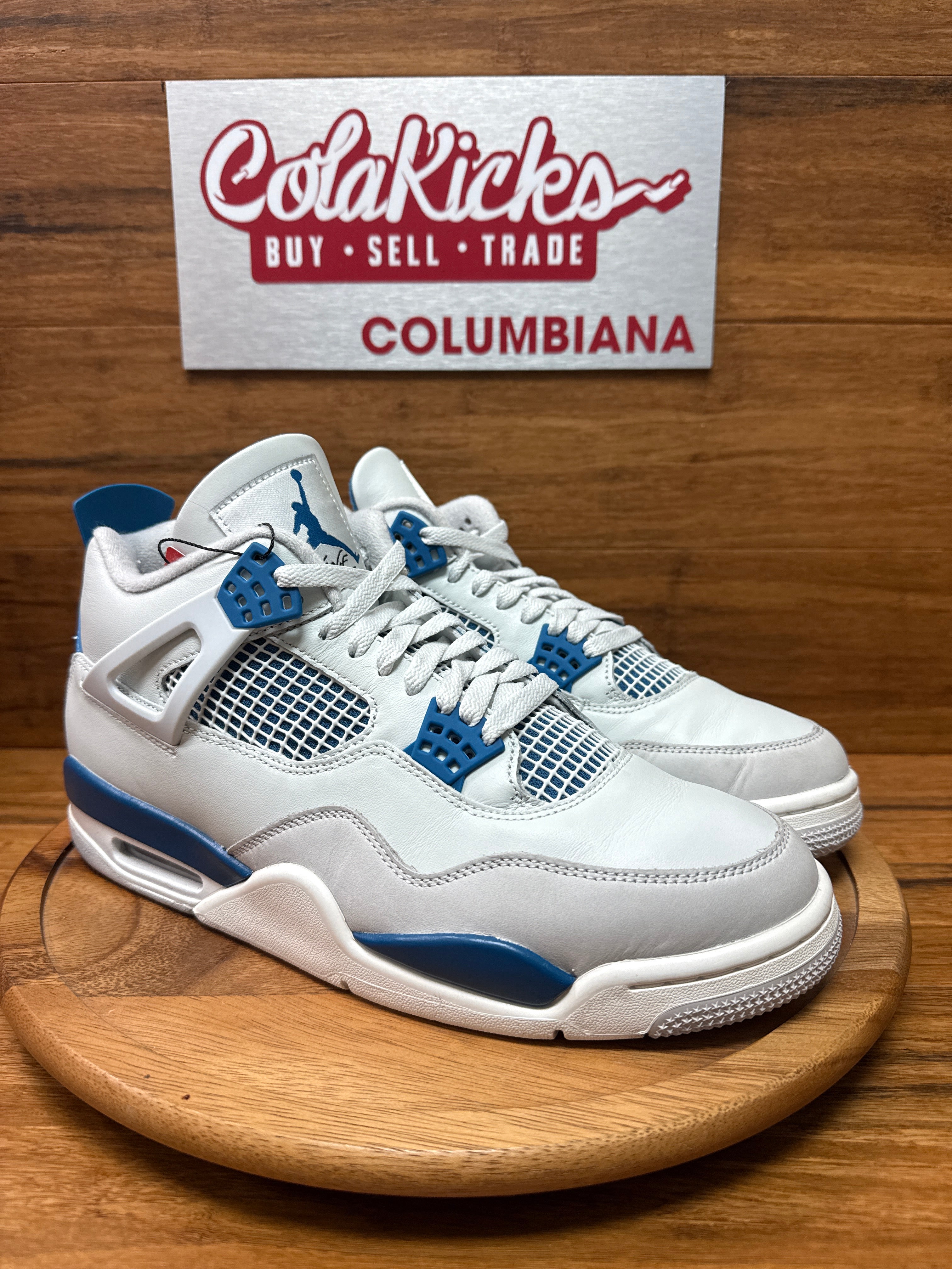 Jordan 4 Retro Military Blue (2024)