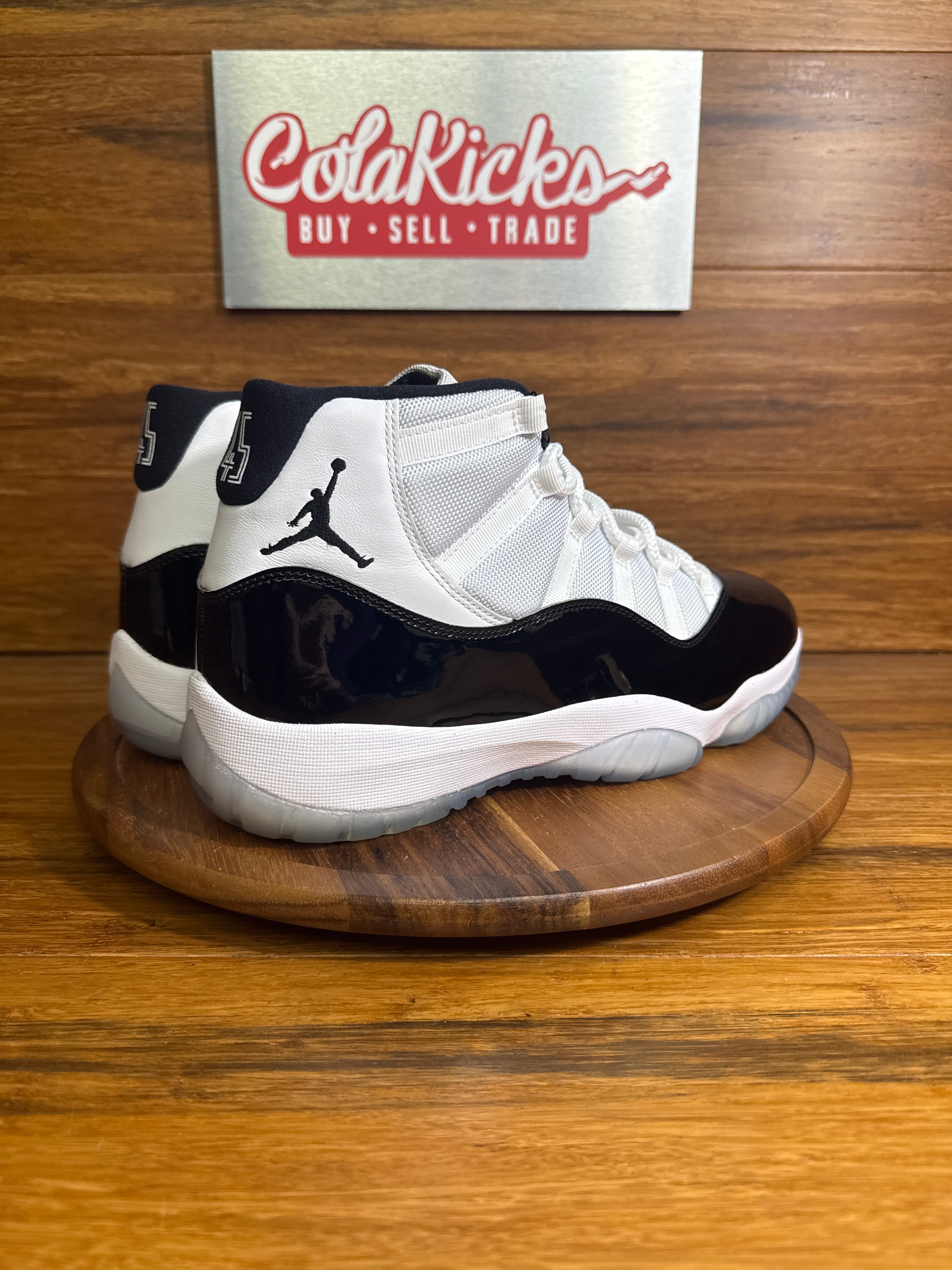 Jordan 11 Retro Concord (2018)