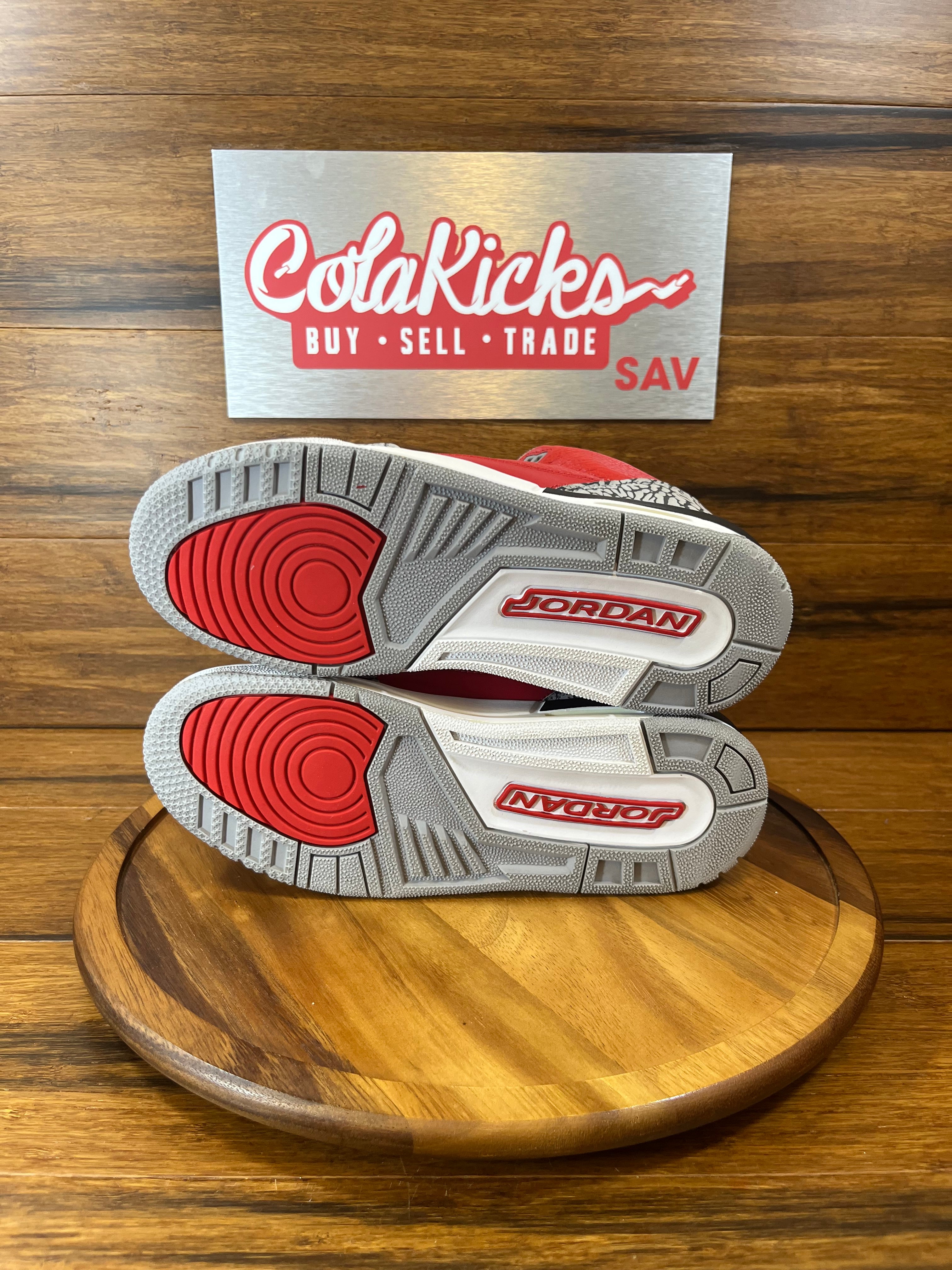 Jordan 3 Retro SE Fire Red (GS)