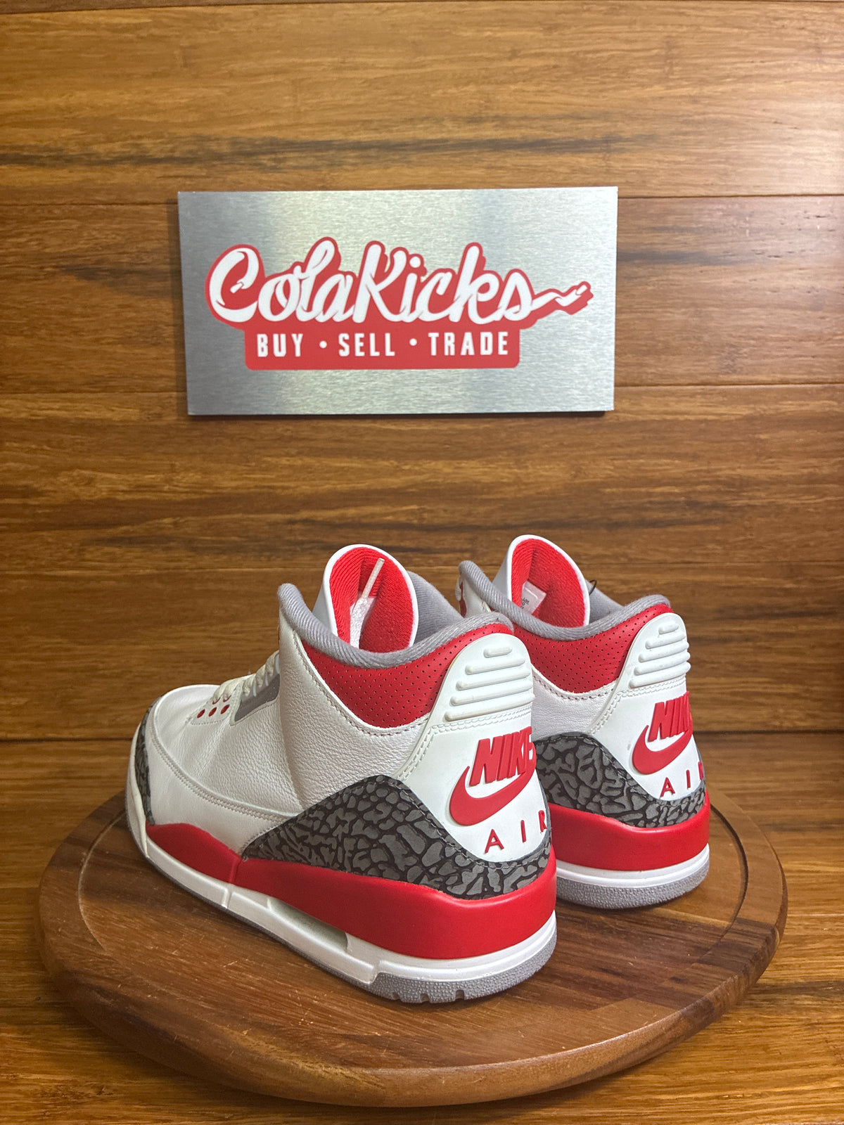 Jordan 3 Retro Fire Red (2022)