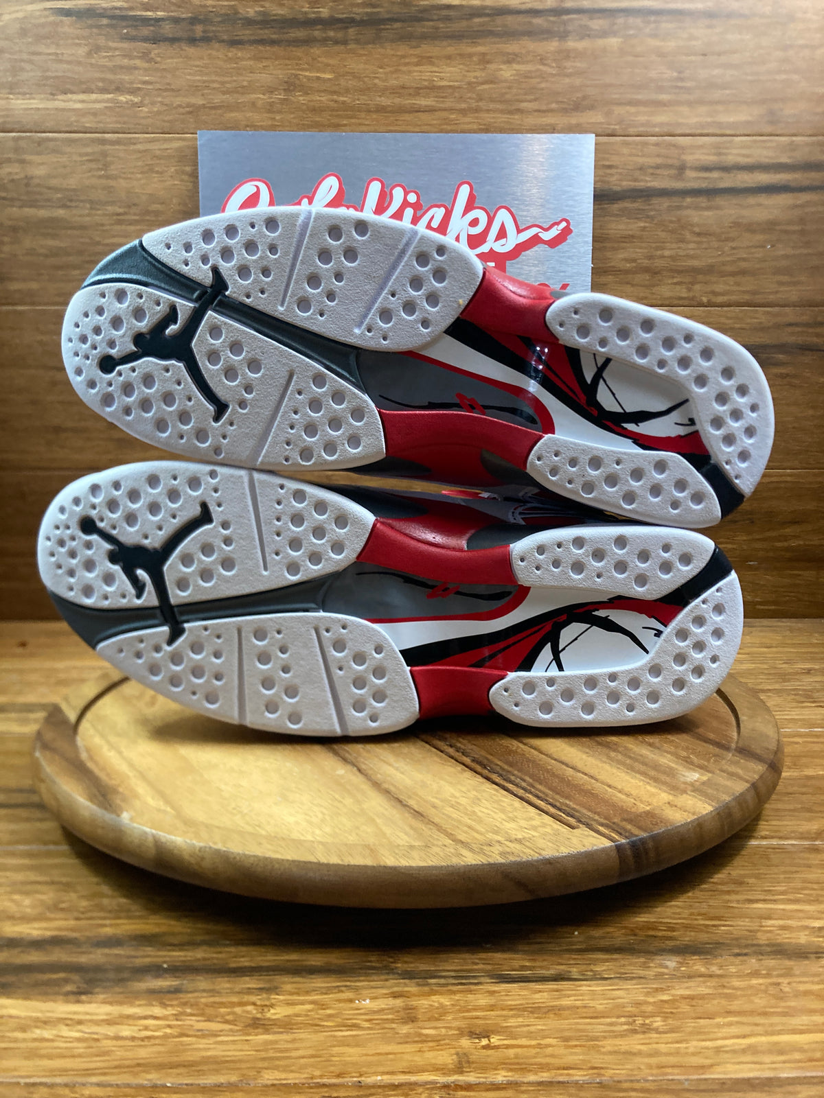 Jordan 8 Retro White True Red (2025)