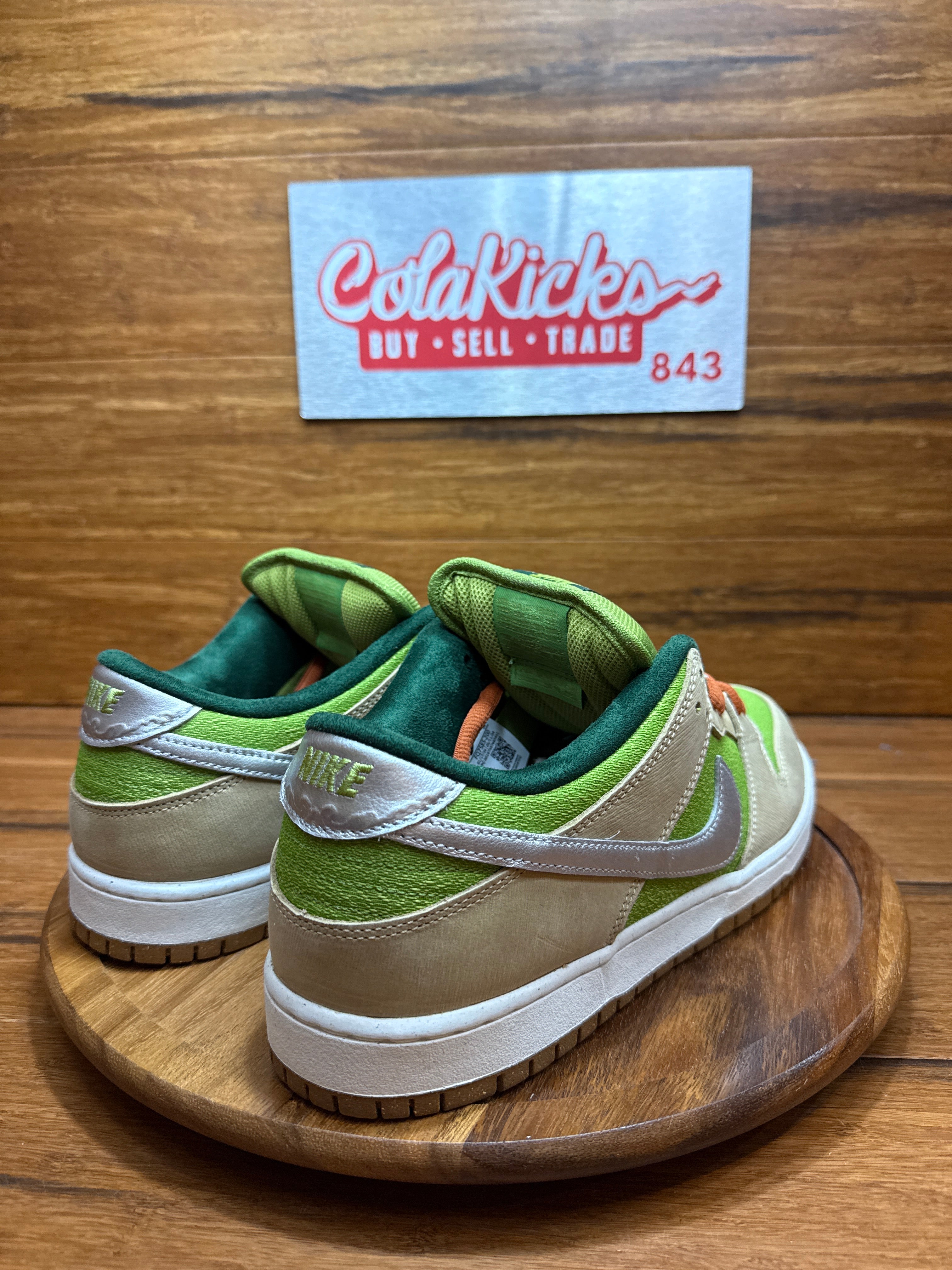 Nike SB Dunk Low Escargot