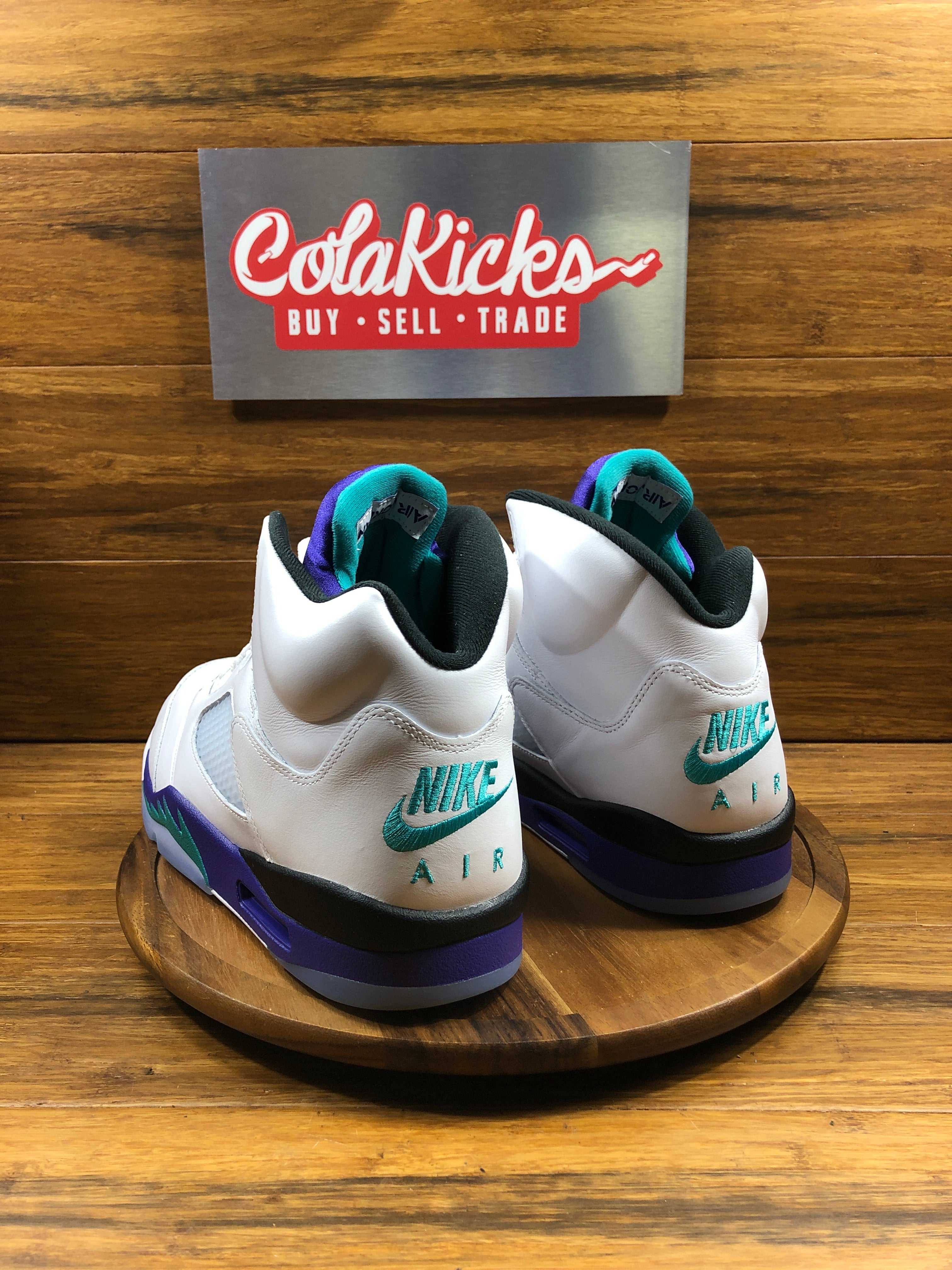 Jordan 5 Retro Grape (2025)