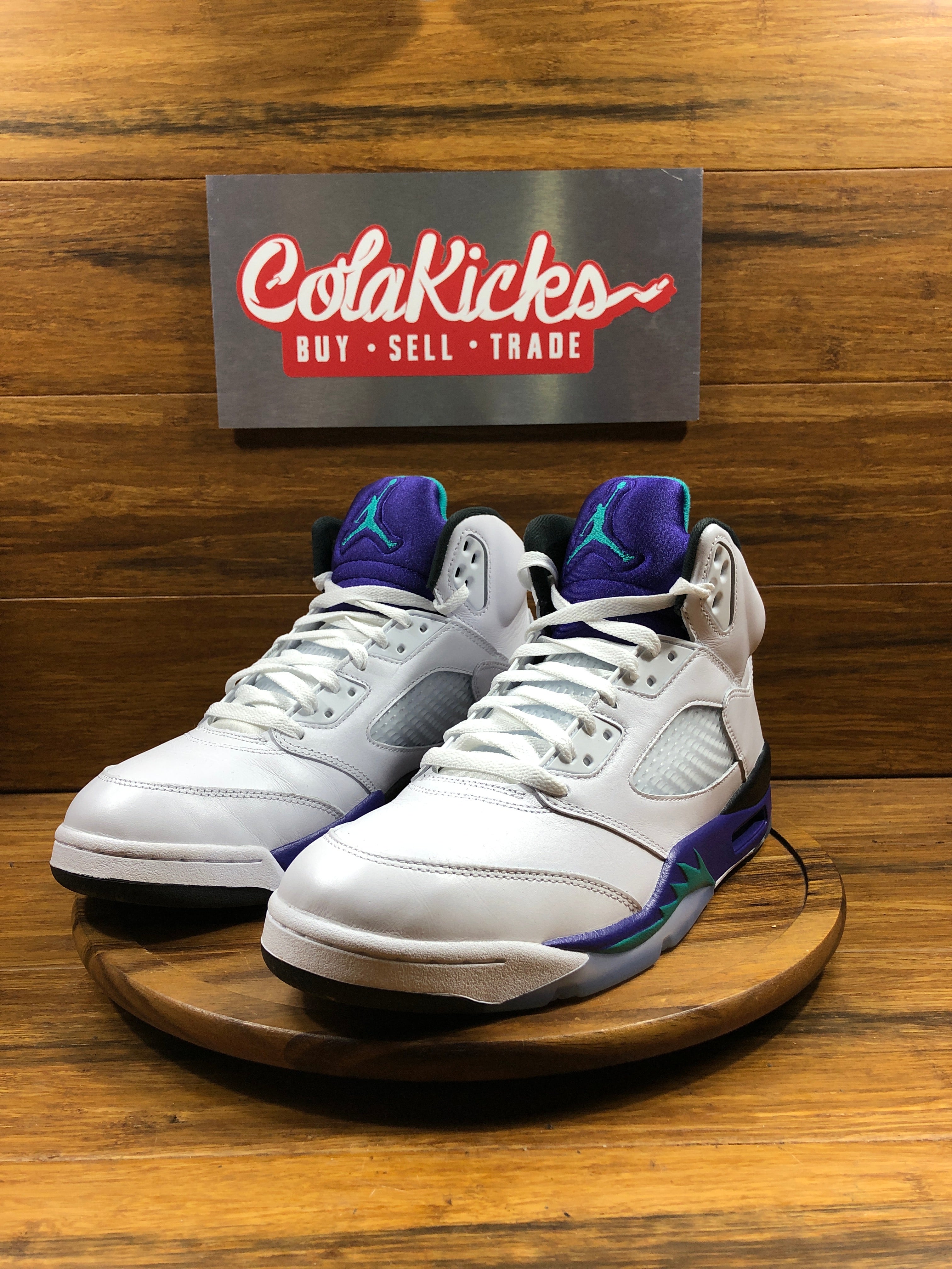 Jordan 5 Retro Grape (2025)