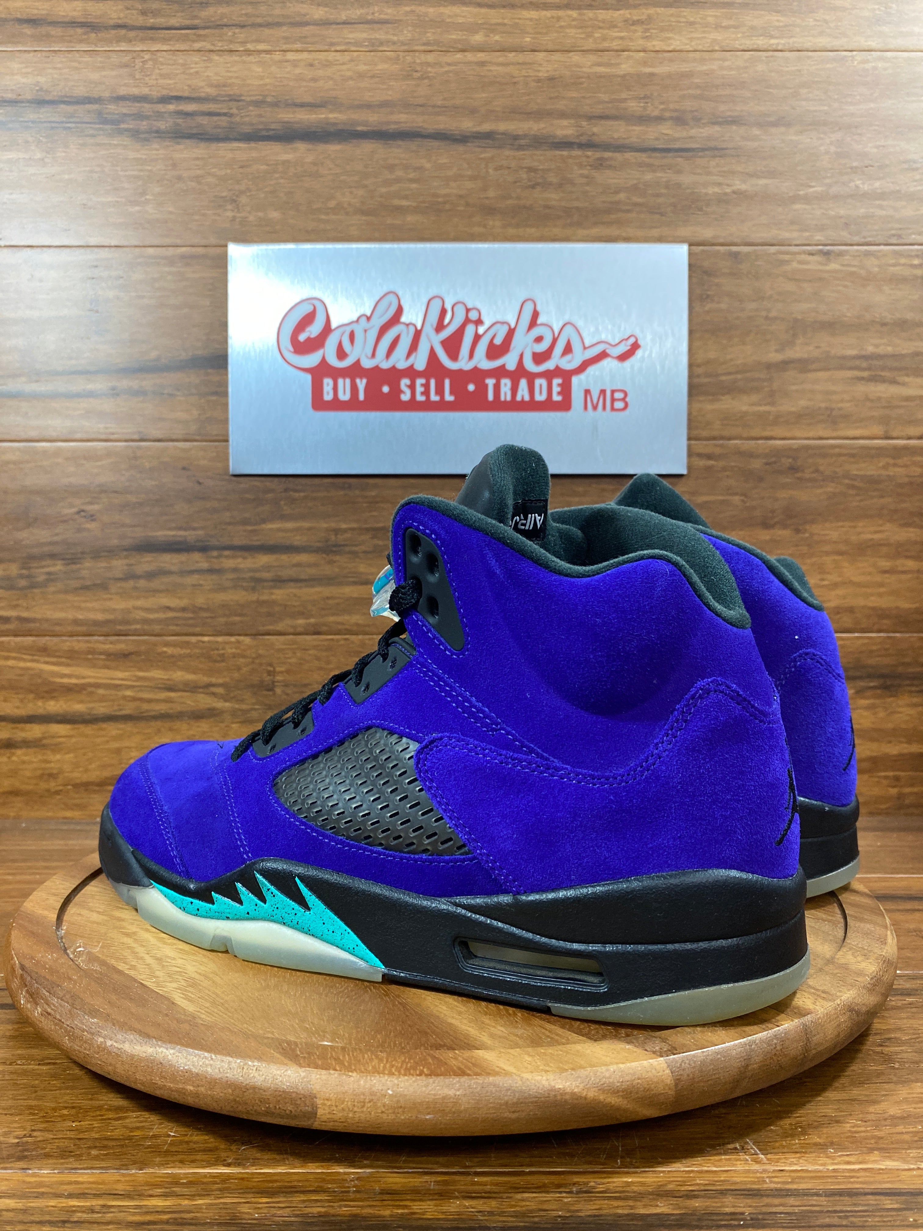 Jordan 5 Retro Alternate Grape