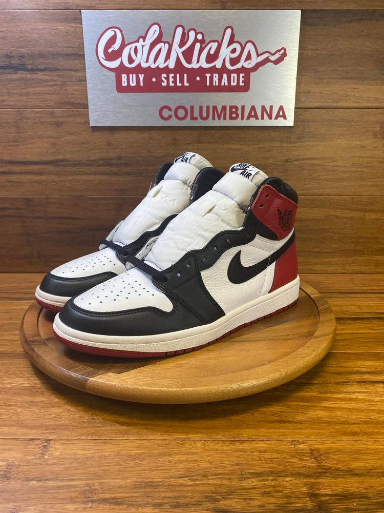 Jordan 1 Retro Black Toe (2016)