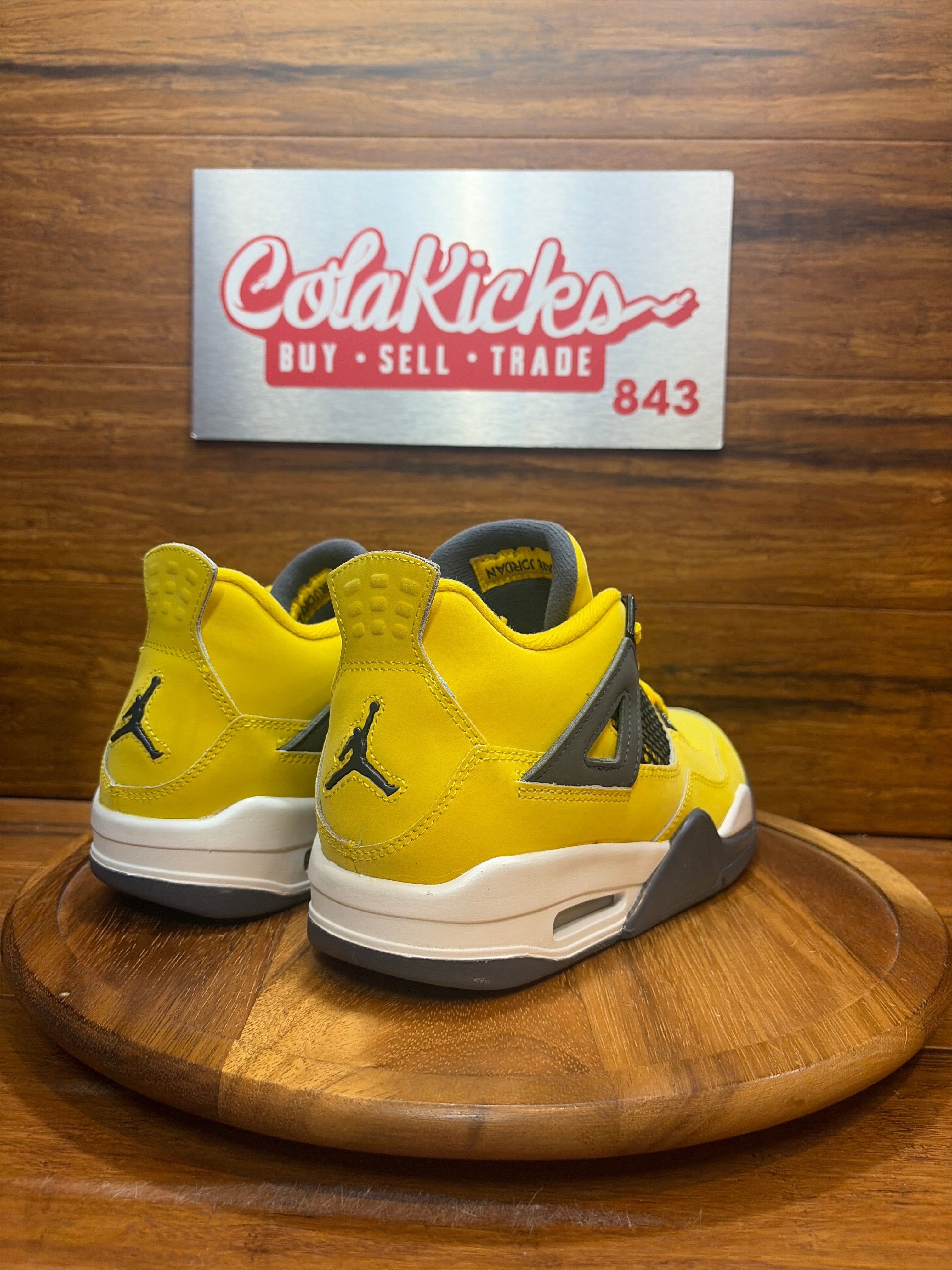 Jordan 4 Retro Lightning (2021) (GS)