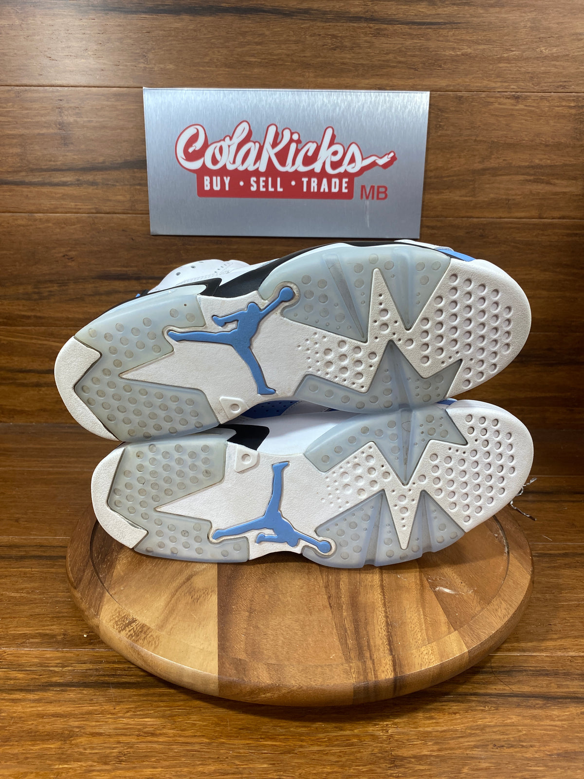 Jordan 6 Retro UNC White