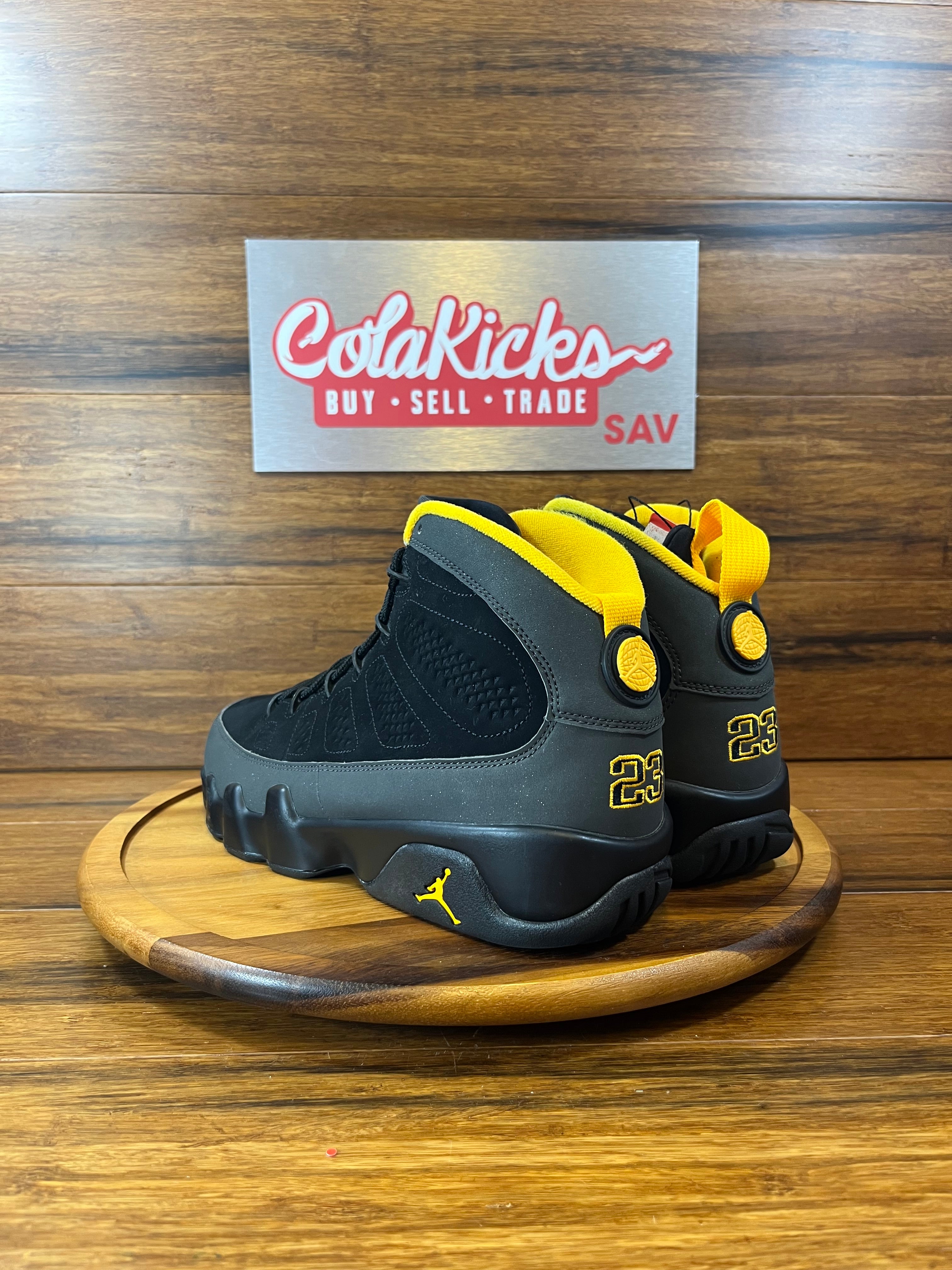 Jordan 9 Retro Dark Charcoal University Gold