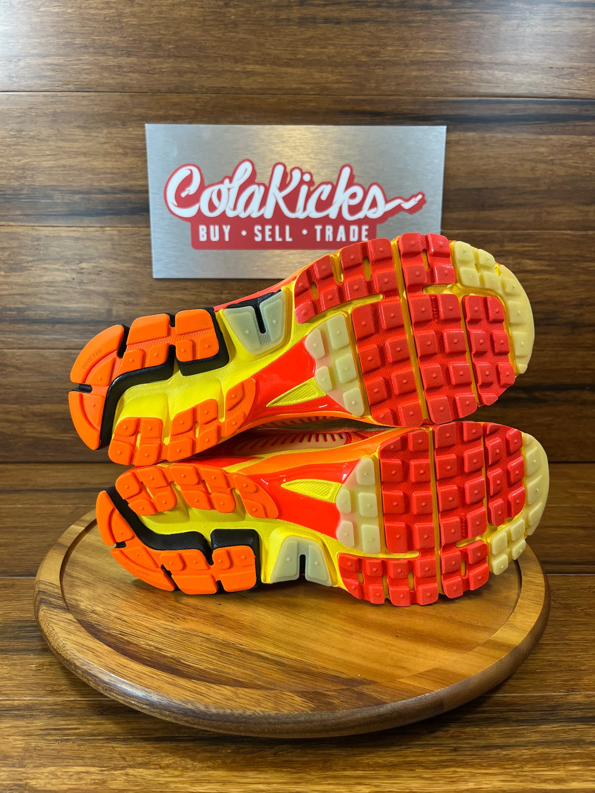 Nike Zoom Vomero 5 Doernbecher