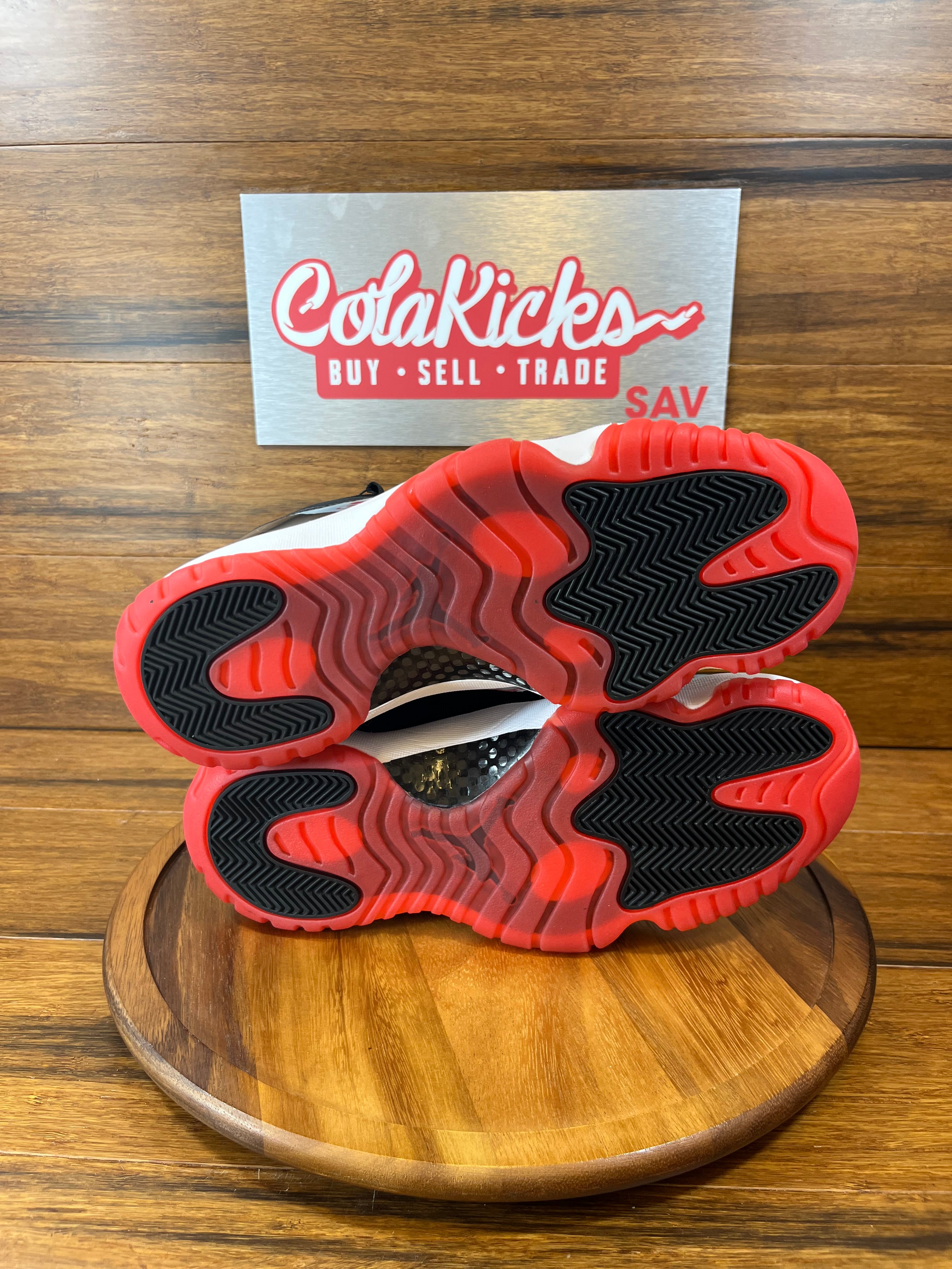 Jordan 11 Retro Low Bred (2025)
