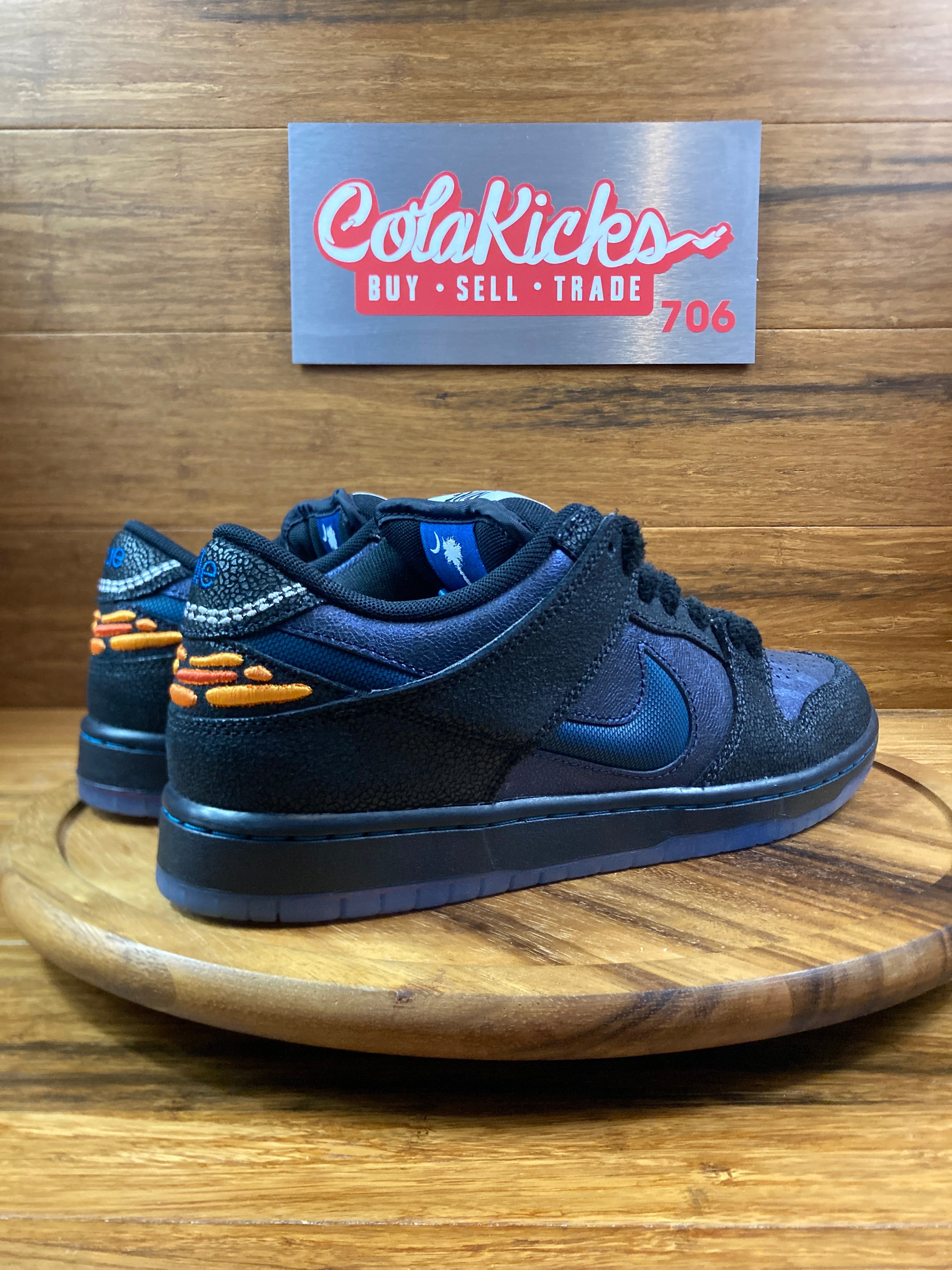 Nike SB Dunk Low Pro Bluetile Skateboards