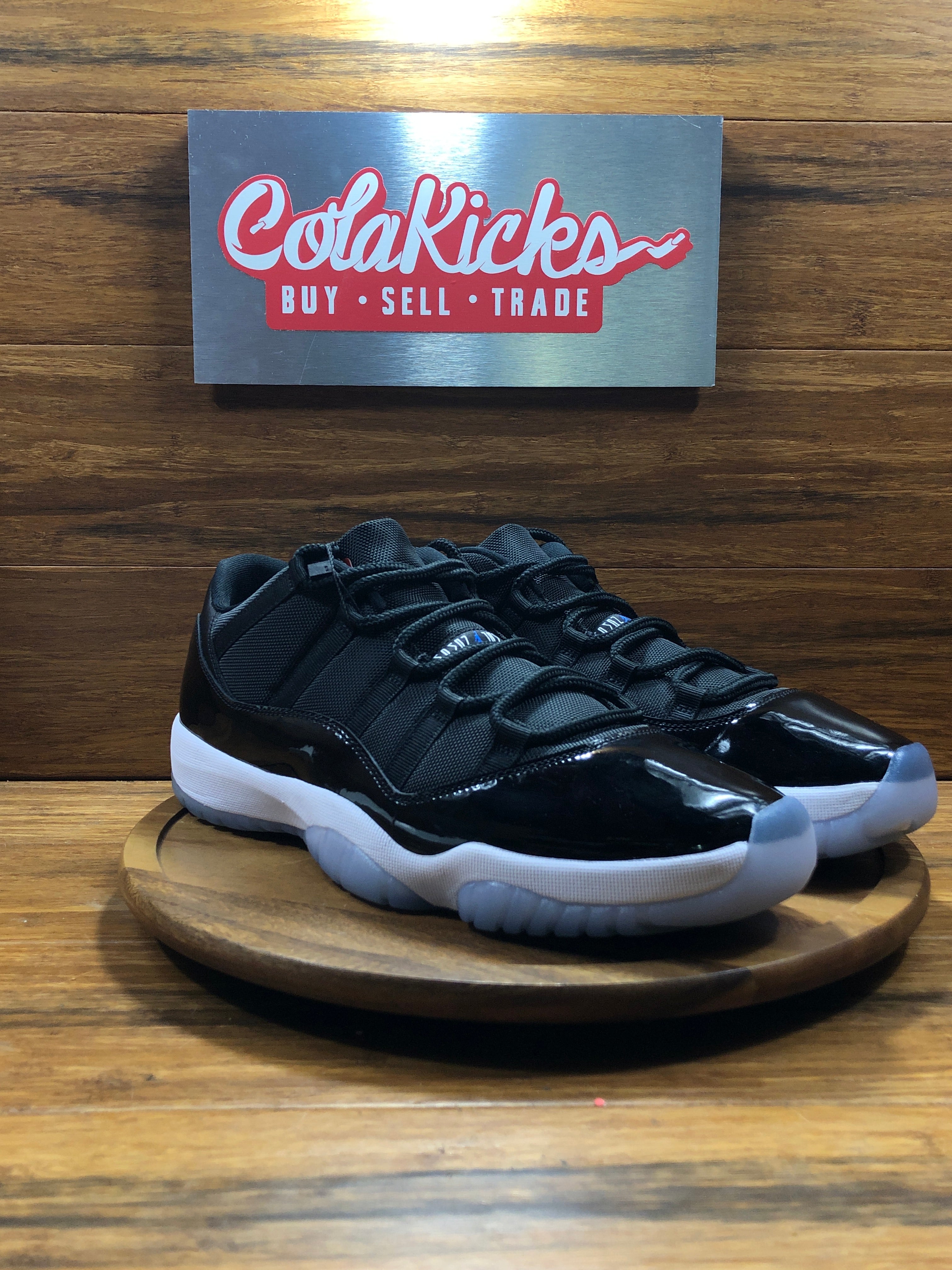 Jordan 11 Retro Low Space Jam