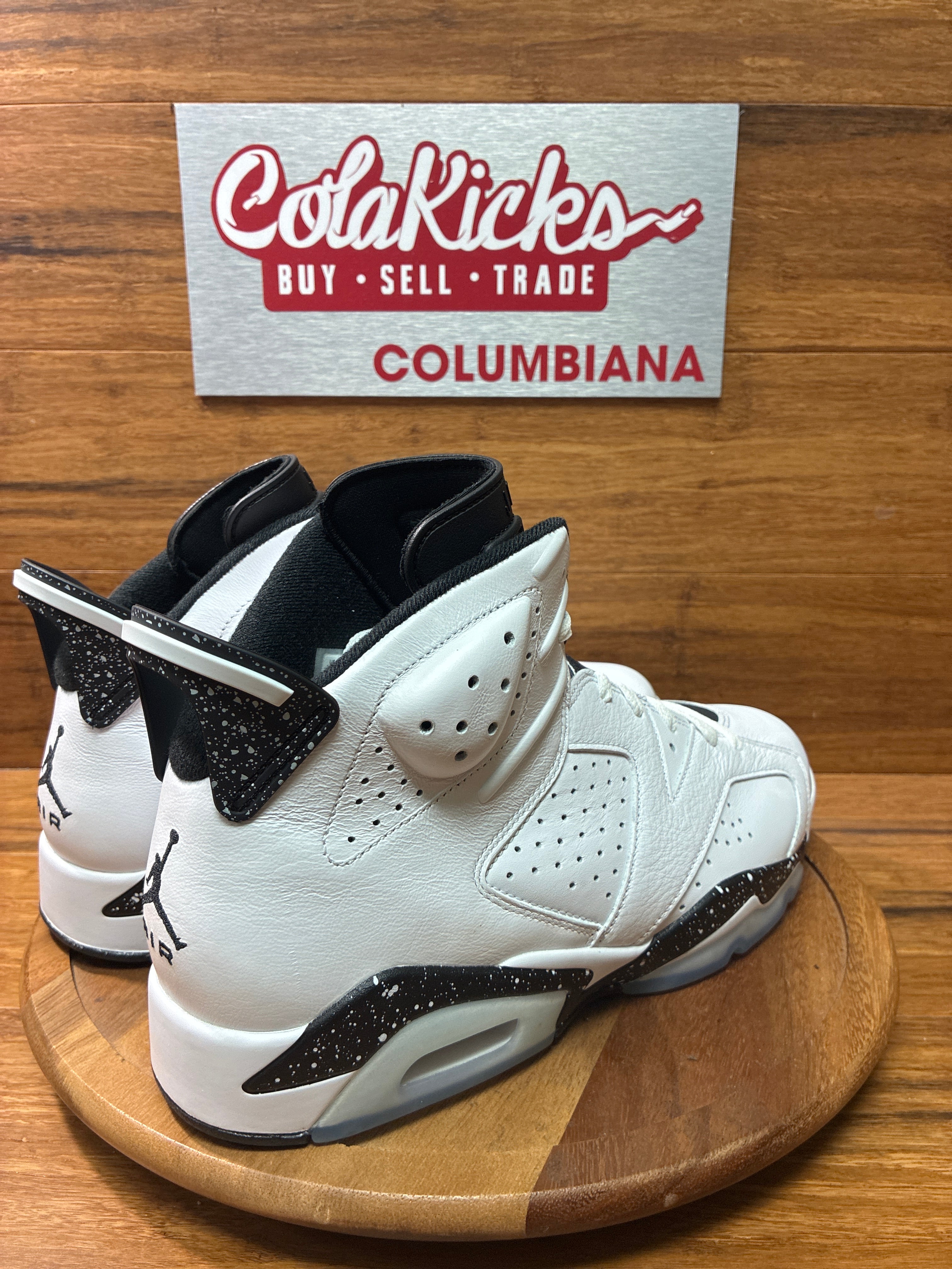 Jordan 6 Retro Reverse Oreo (VNDS)