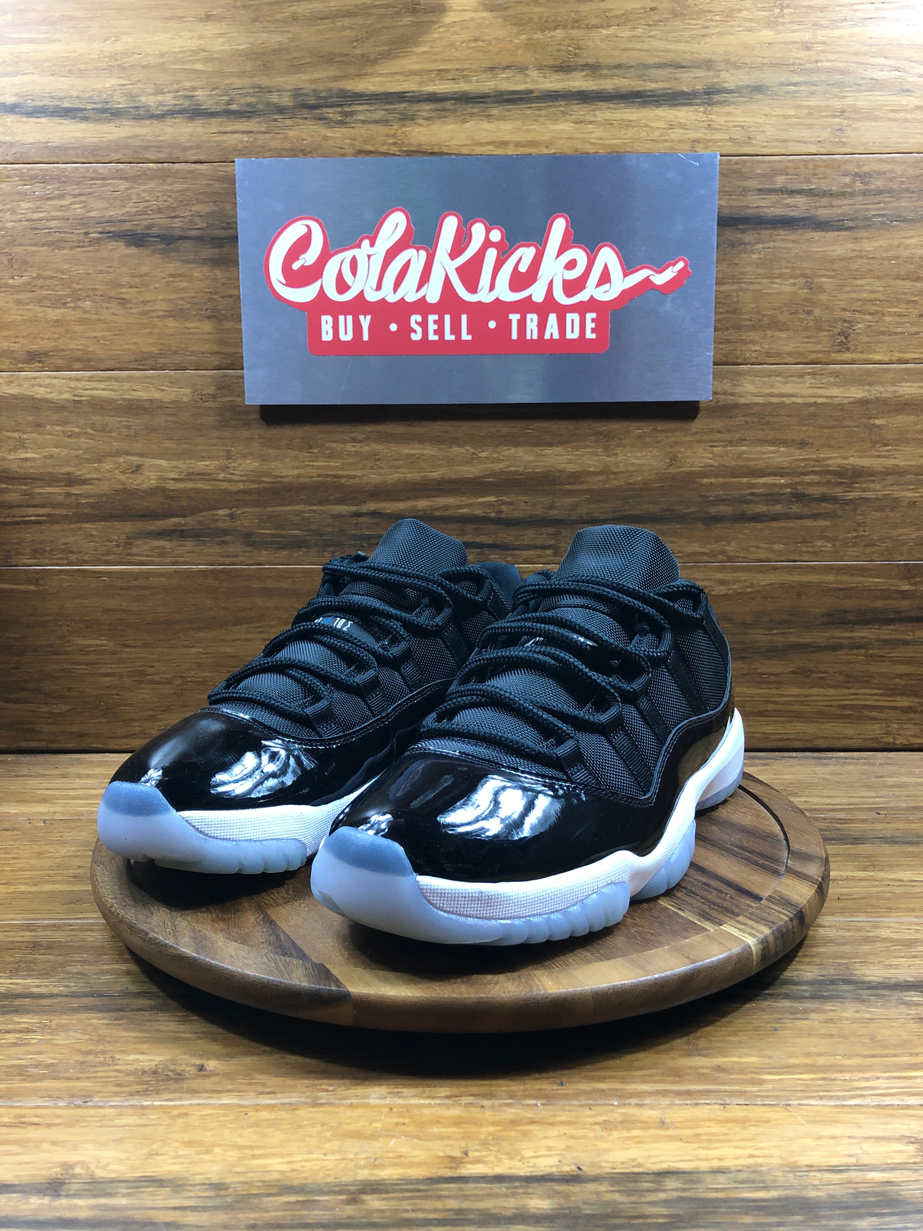 Jordan 11 Retro Low Space Jam