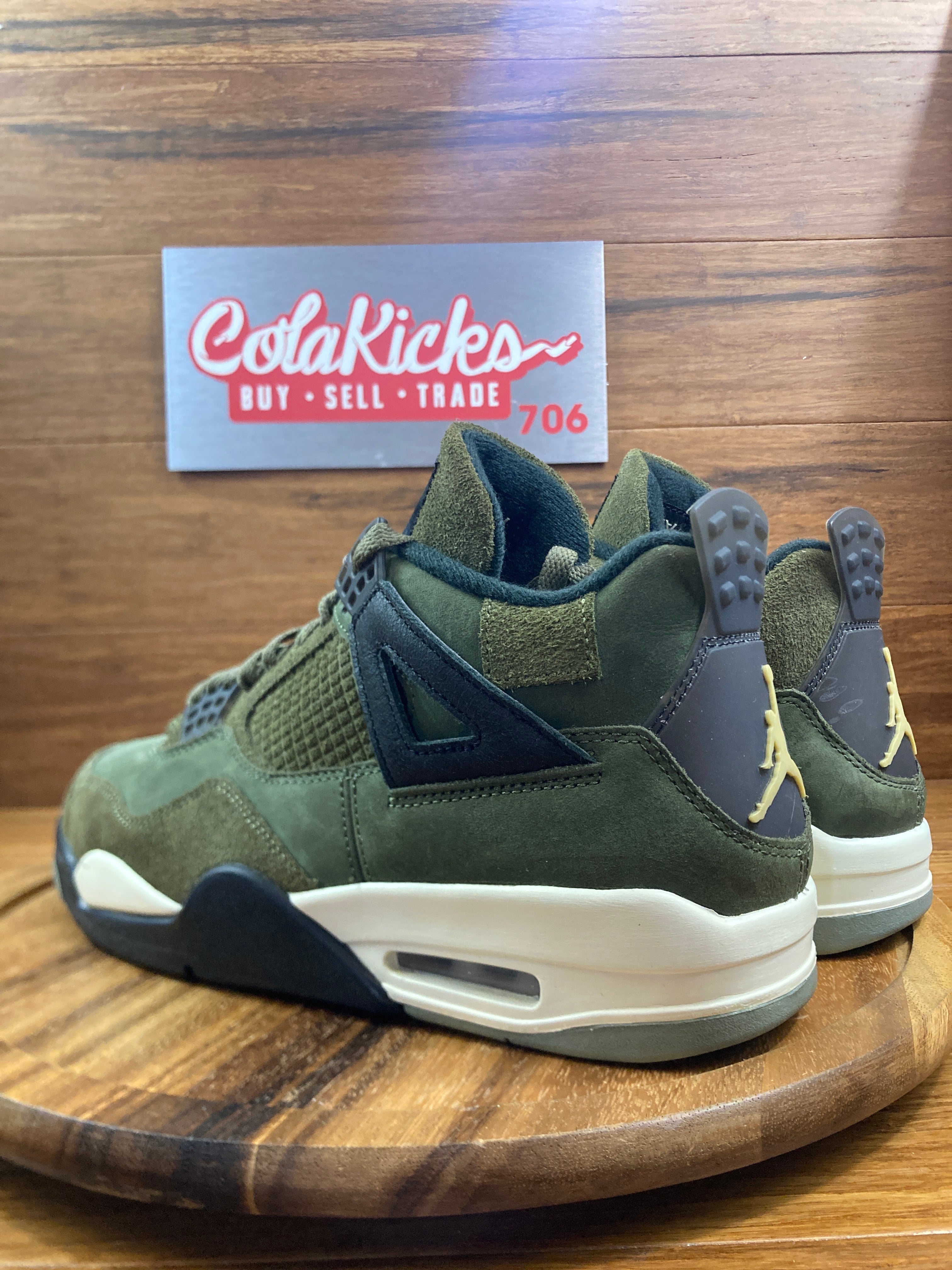 Jordan 4 Retro SE Craft Medium Olive