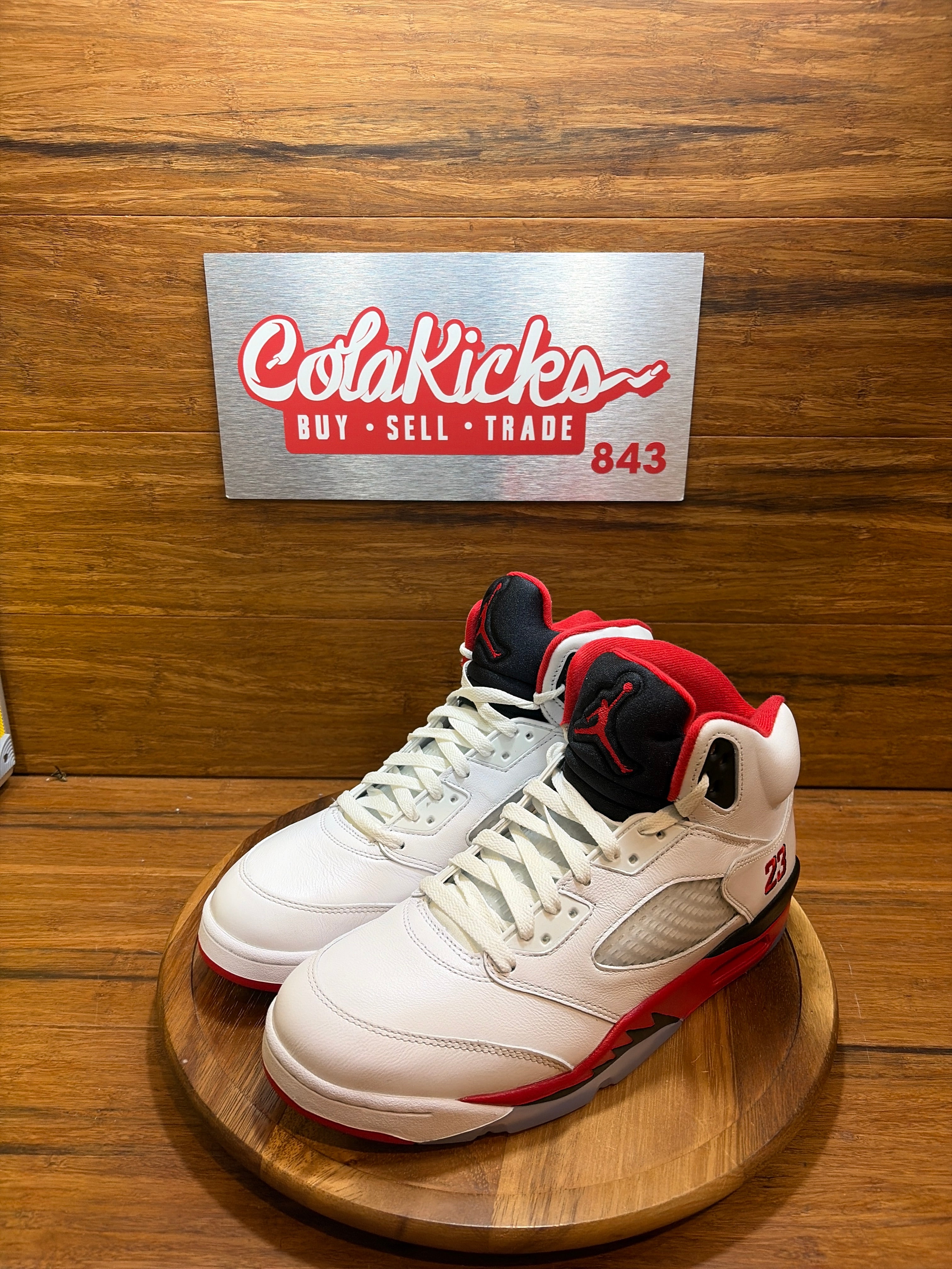 Jordan 5 Retro Fire Red Black Tongue (2025)