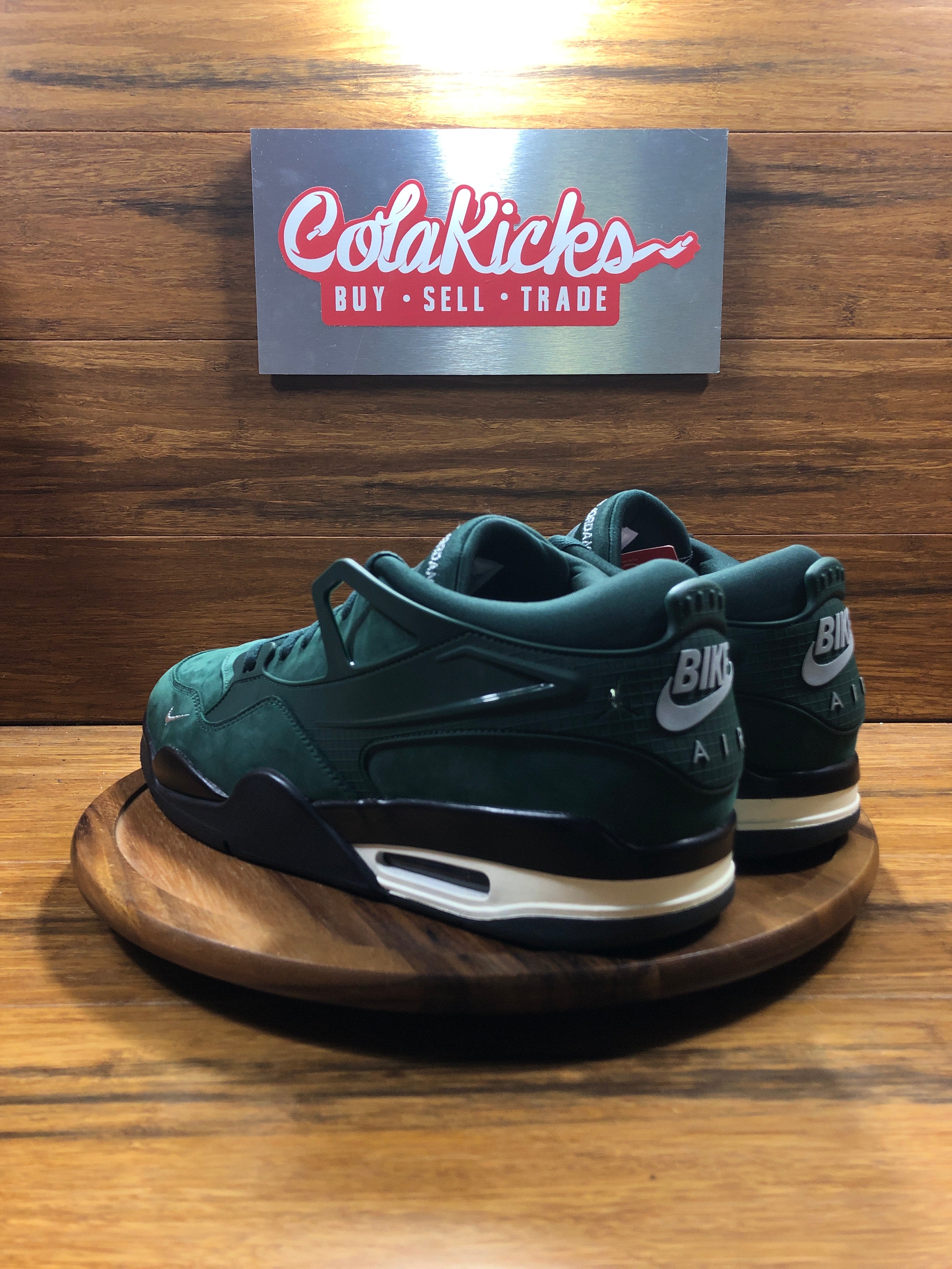 Jordan 4 RM SP Nigel Sylvester Grandma's Driveway