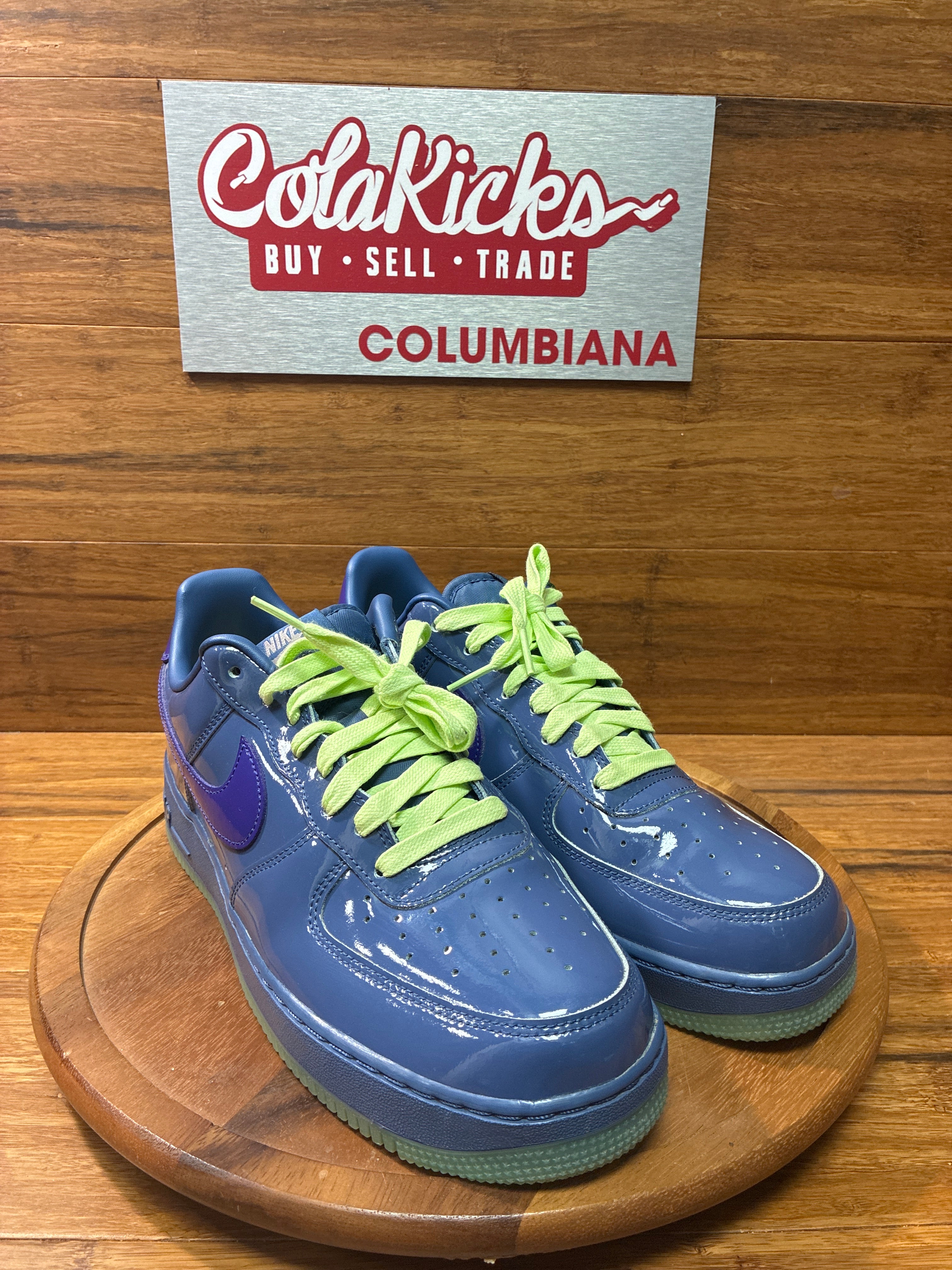Nike Air Force 1 Low Patent Leather Mystic Navy Grape Ice
