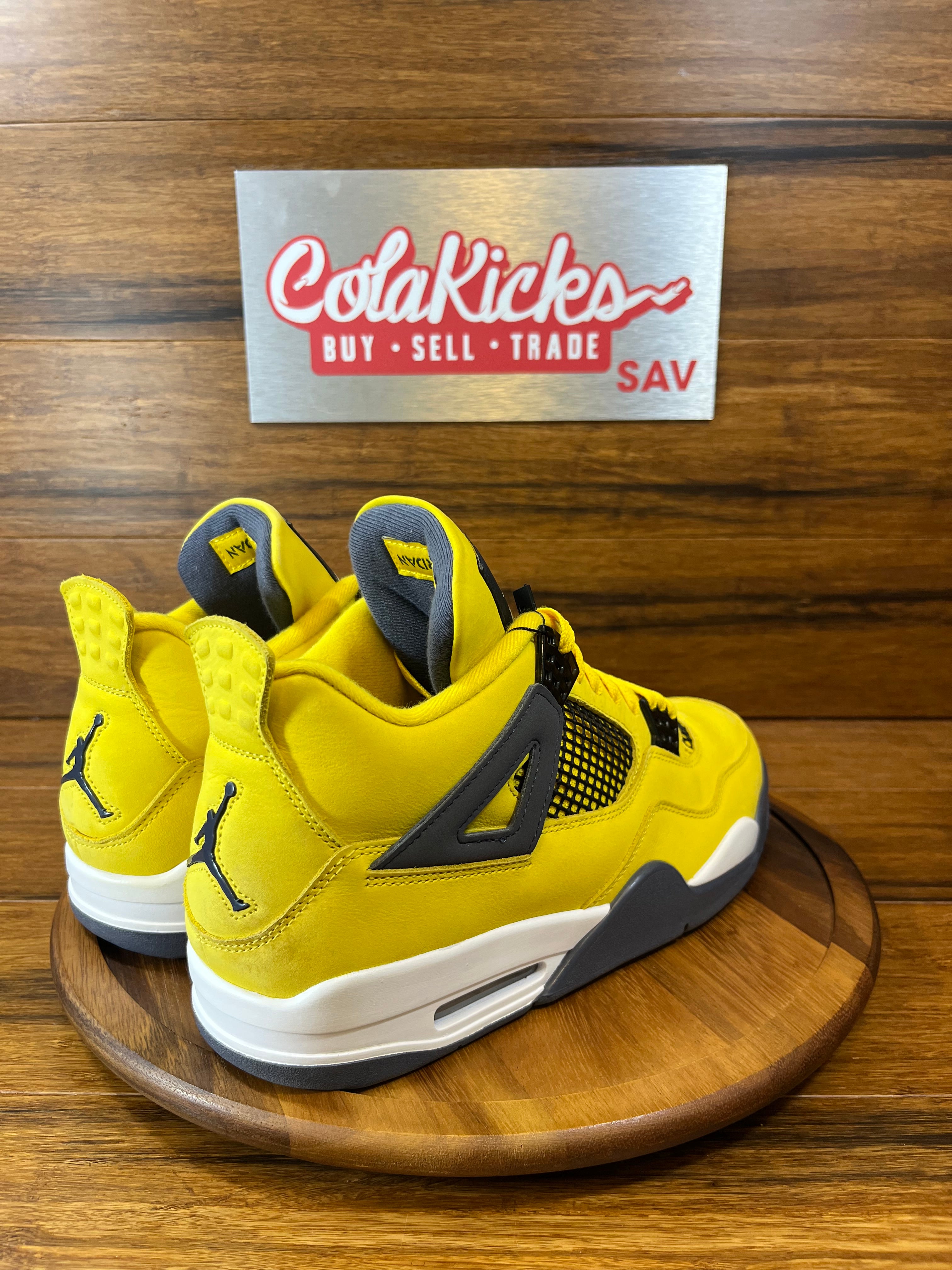 Jordan 4 Retro Lightning (2021)