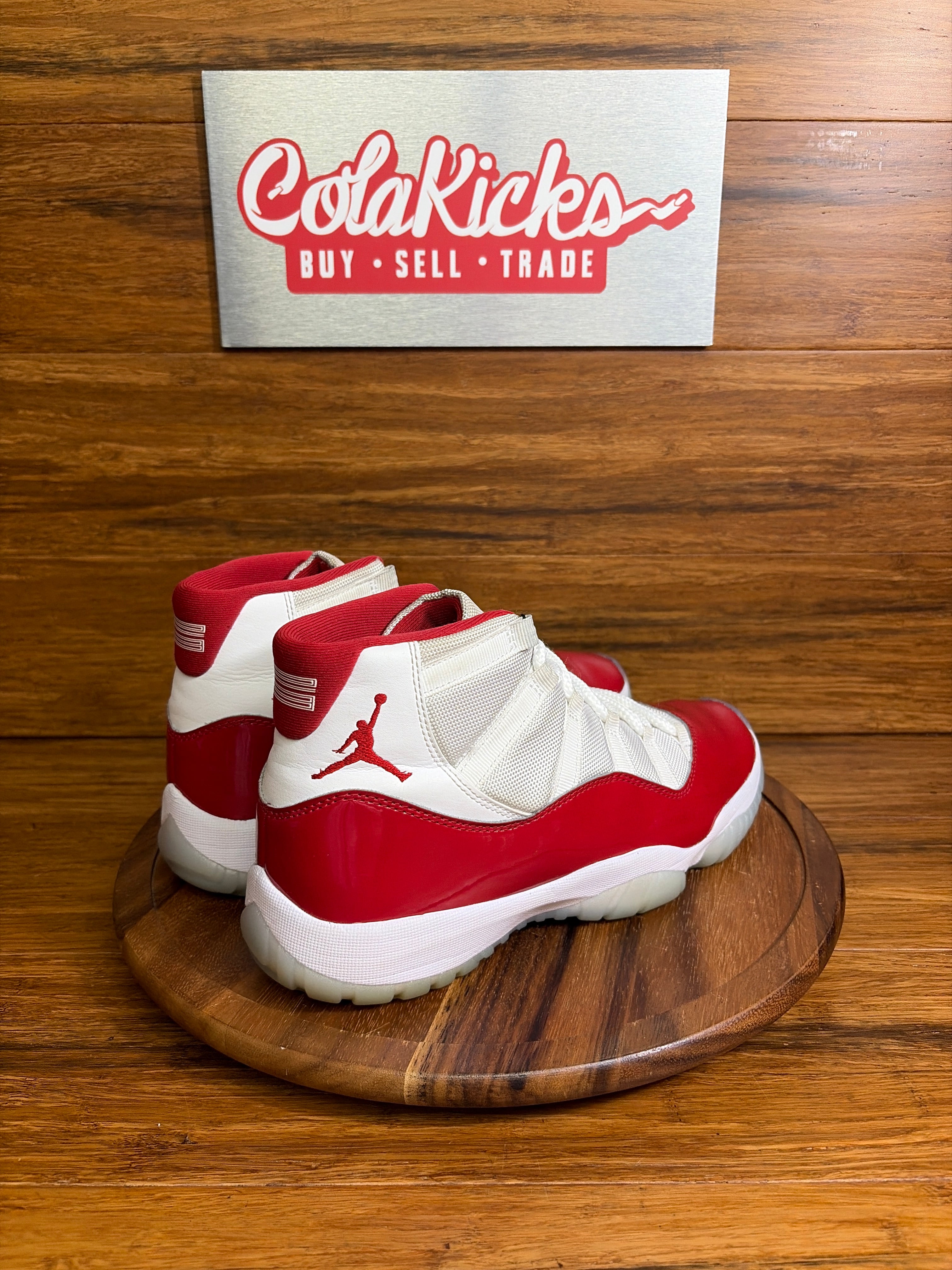 Jordan 11 Retro Cherry (2022)