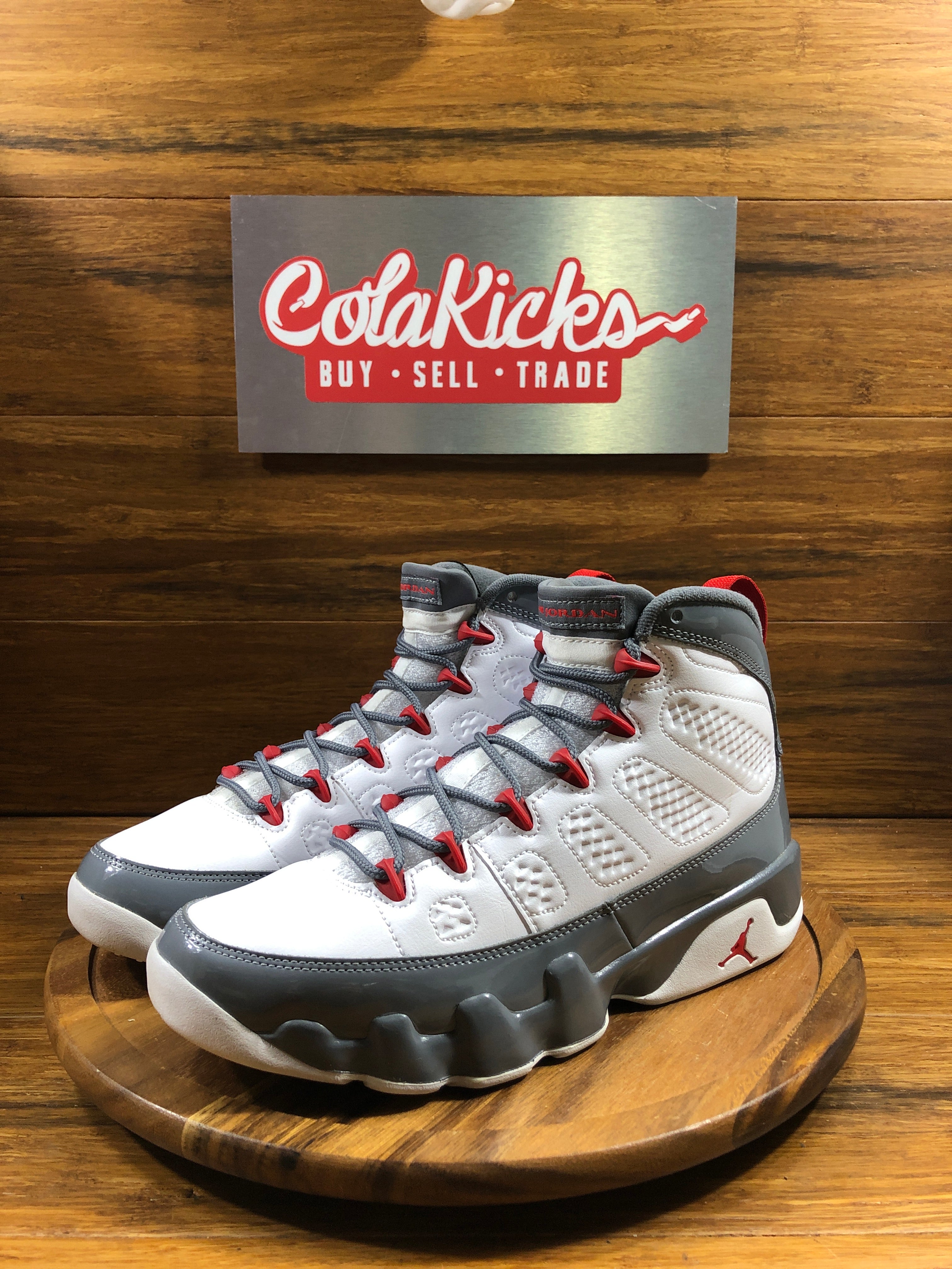 Jordan 9 Retro Fire Red