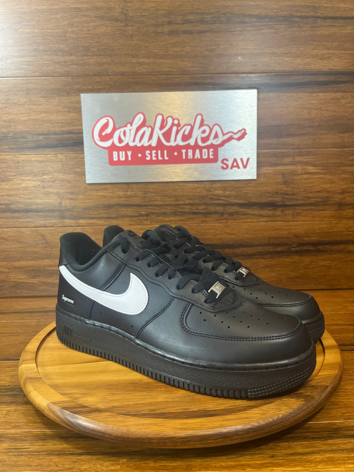 Nike Air Force 1 Low Supreme Black White (no extra laces)