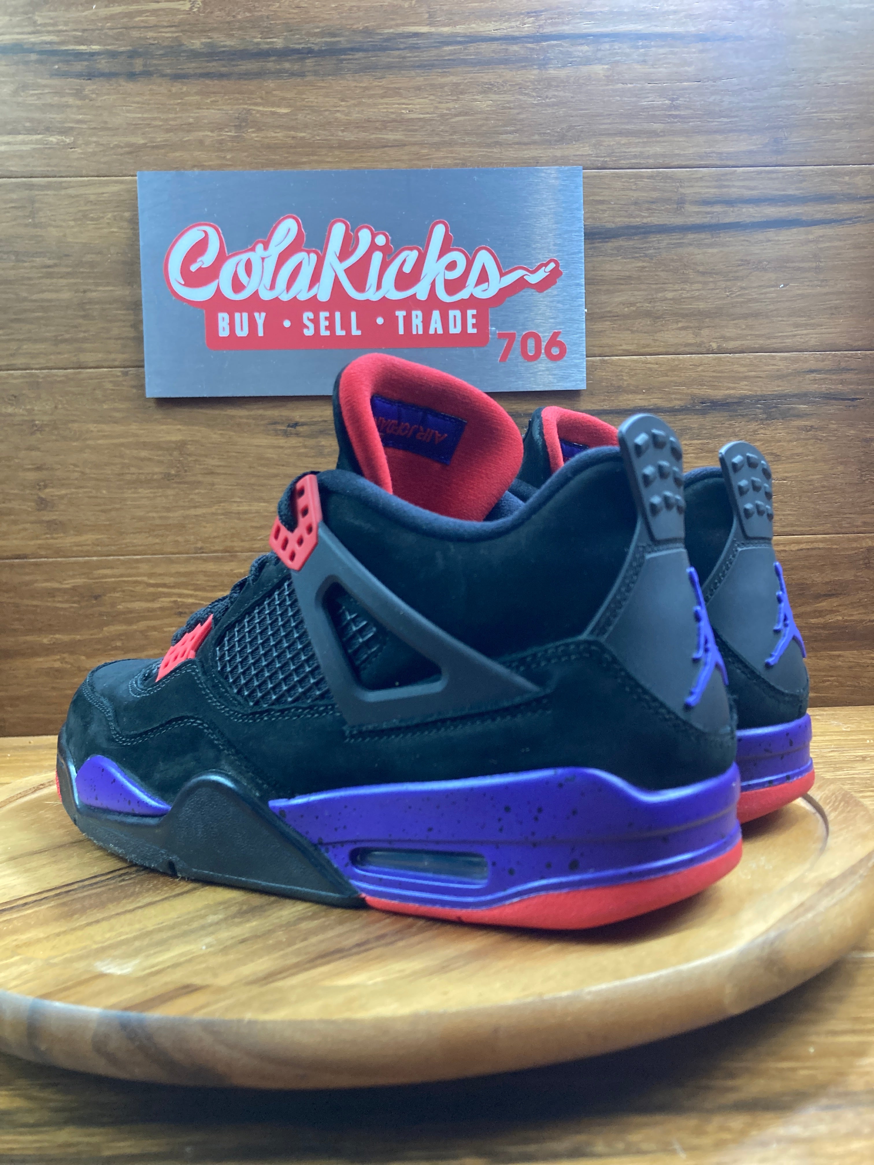 Jordan 4 Retro Raptors Drake OVO (2019)