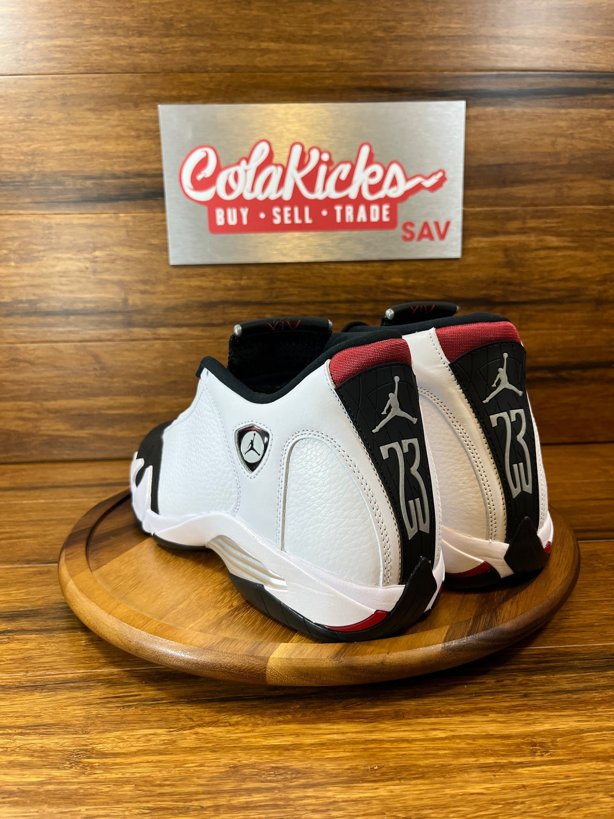 Jordan 14 Retro Black Toe (2024)