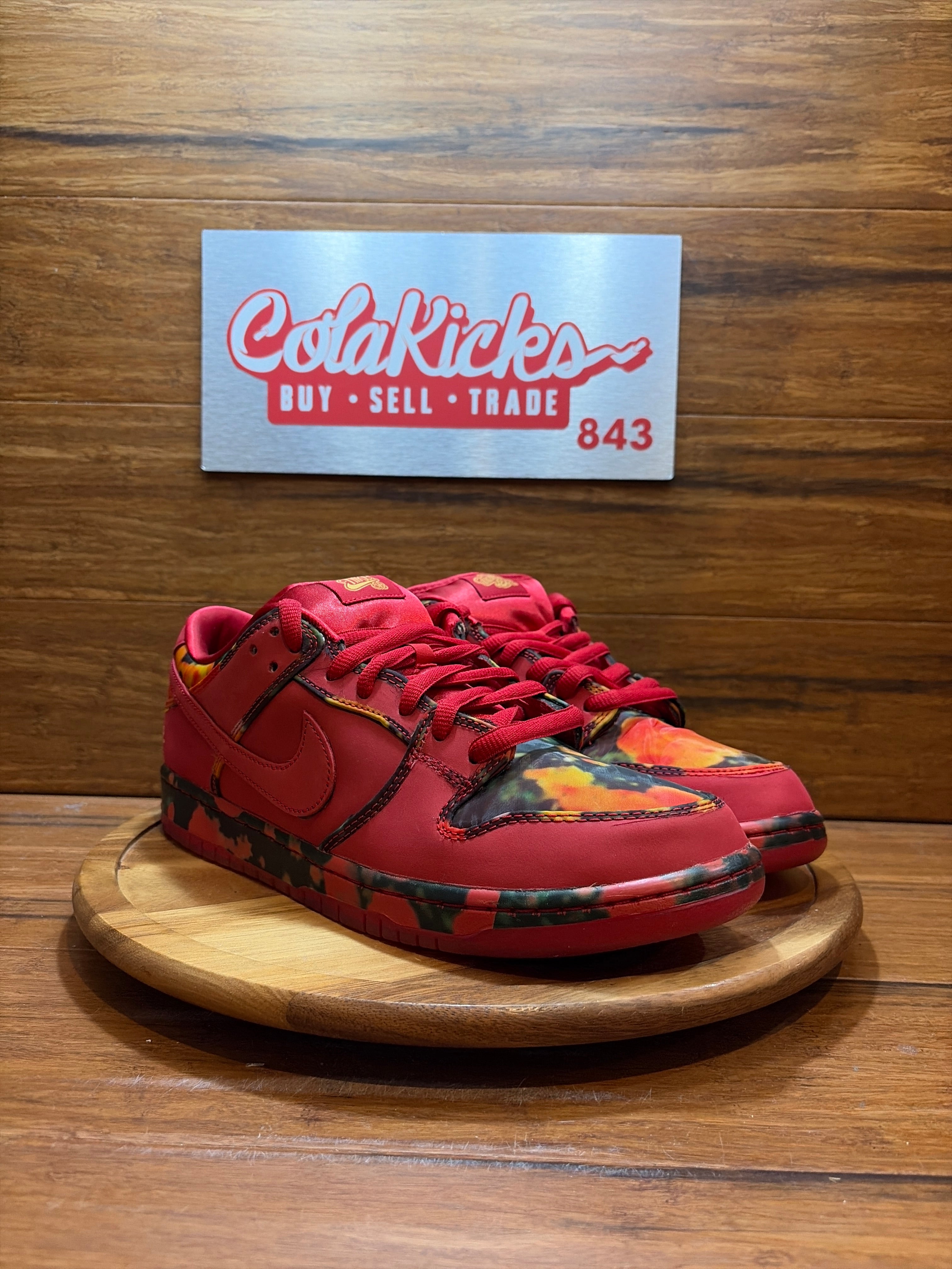 Nike SB Dunk Low The Wizard of Oz Poppy Field