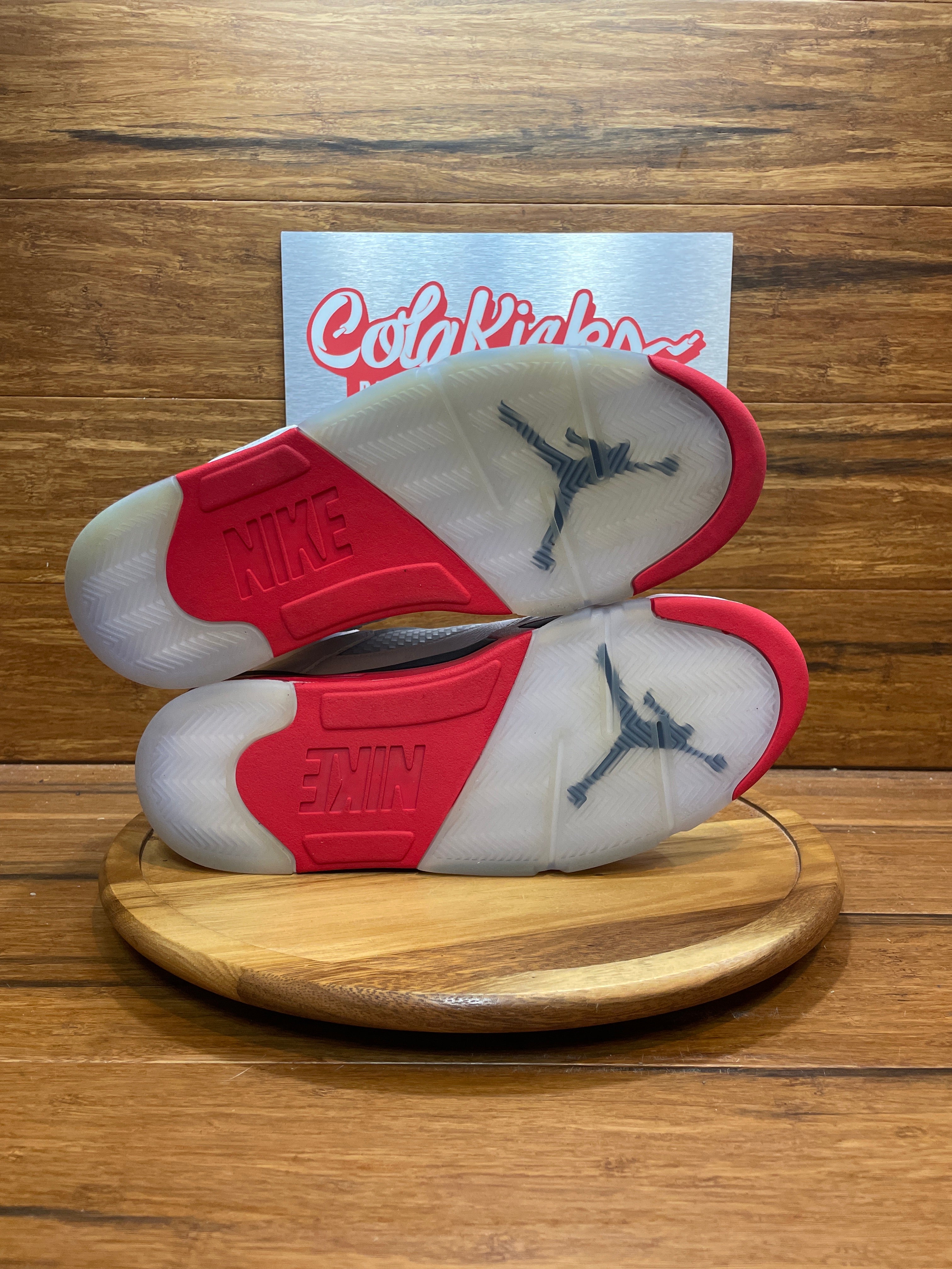 Jordan 5 Retro Fire Red Black Tongue (2025)