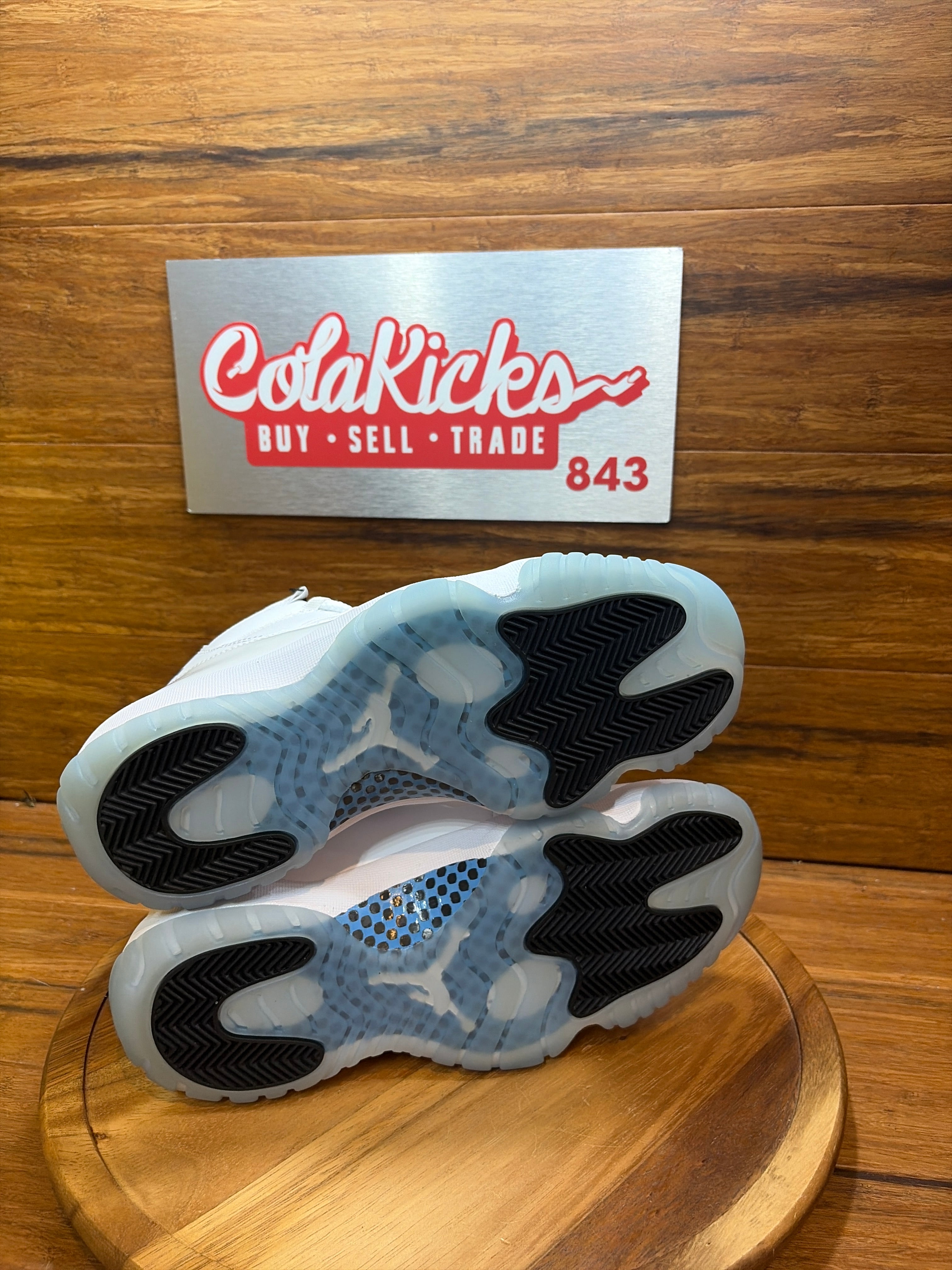 Jordan 11 Retro Legend Blue (2024)