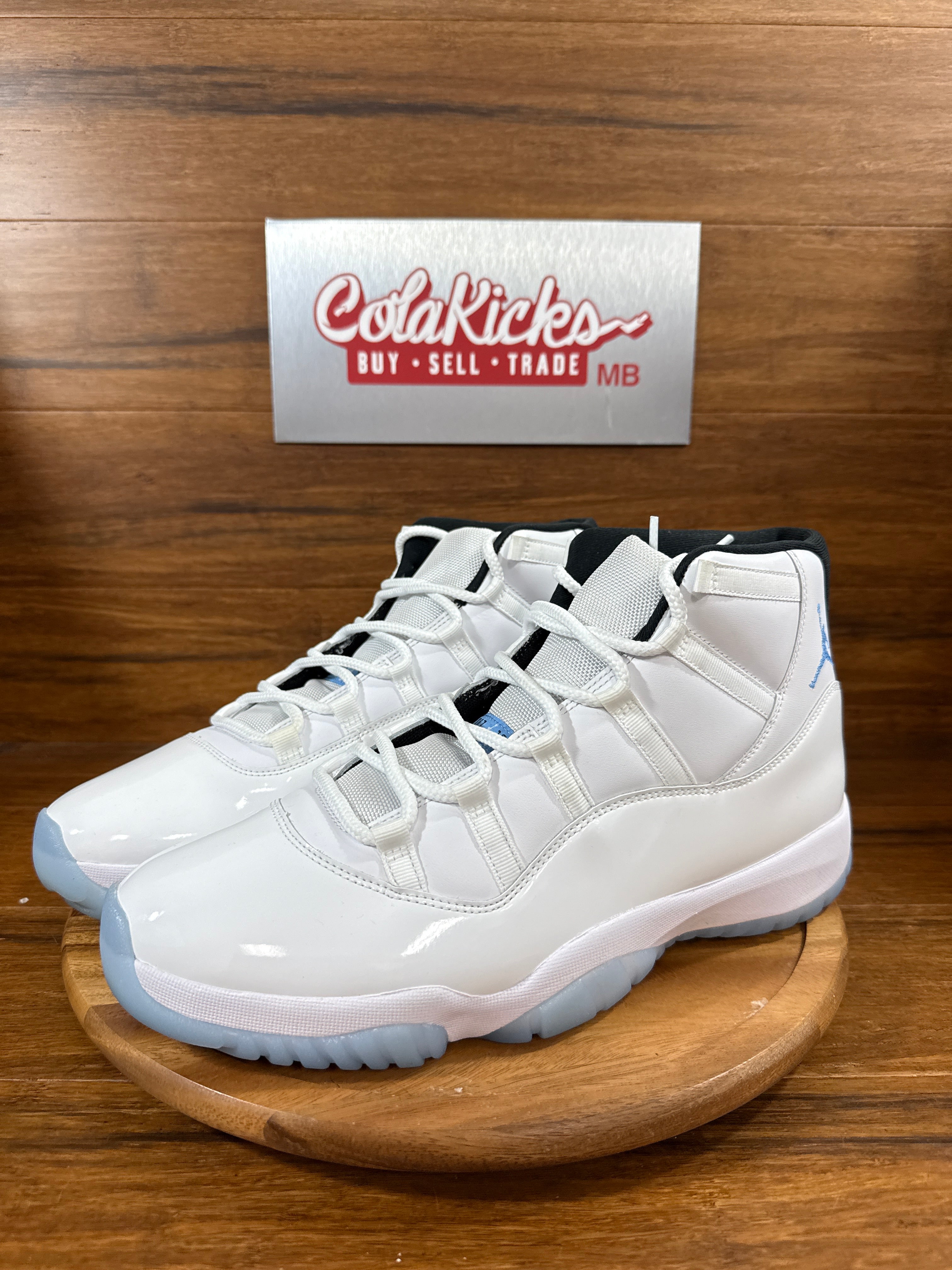 Jordan 11 Retro Legend Blue (2024)