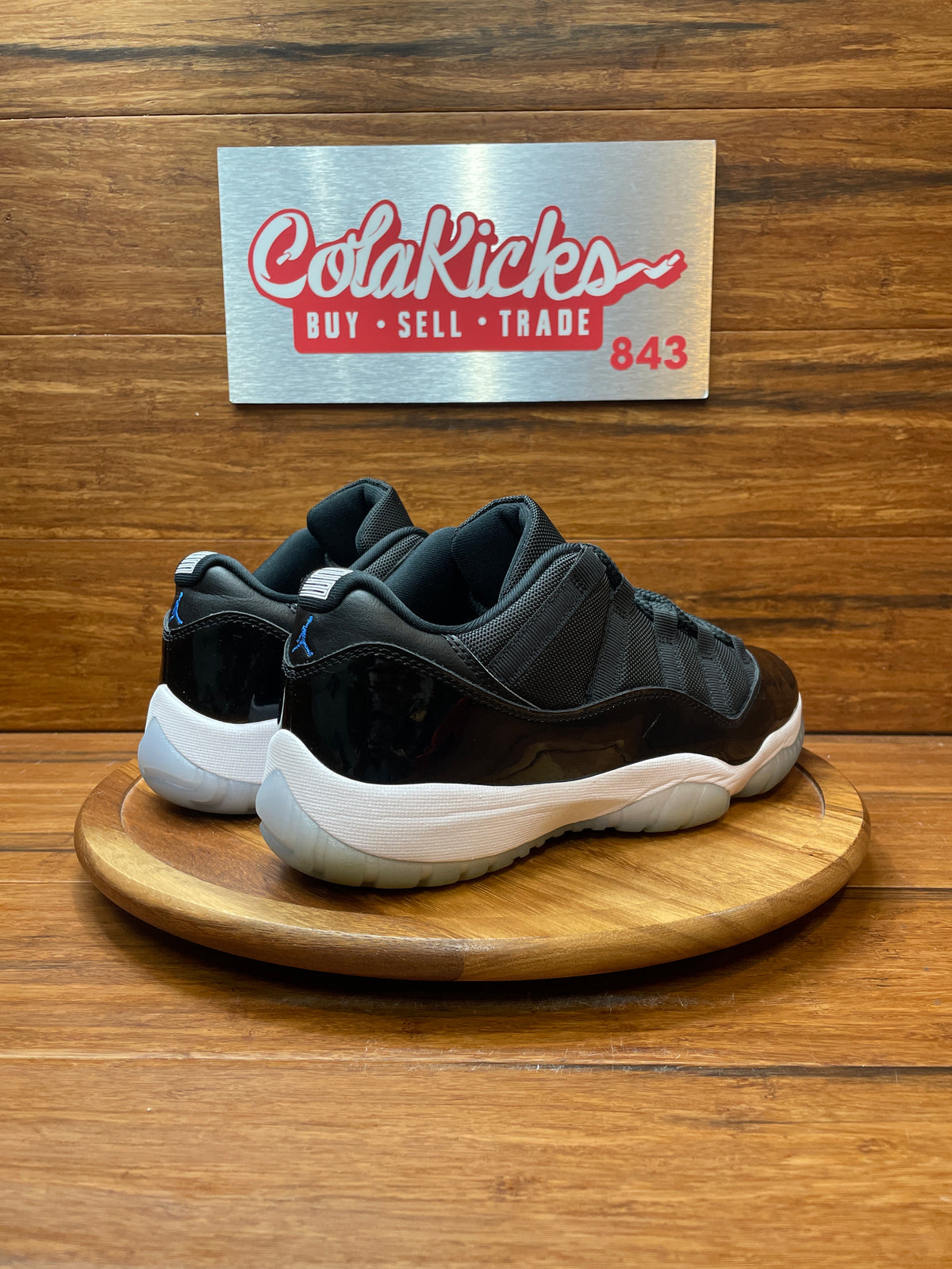Jordan 11 Retro Low Space Jam