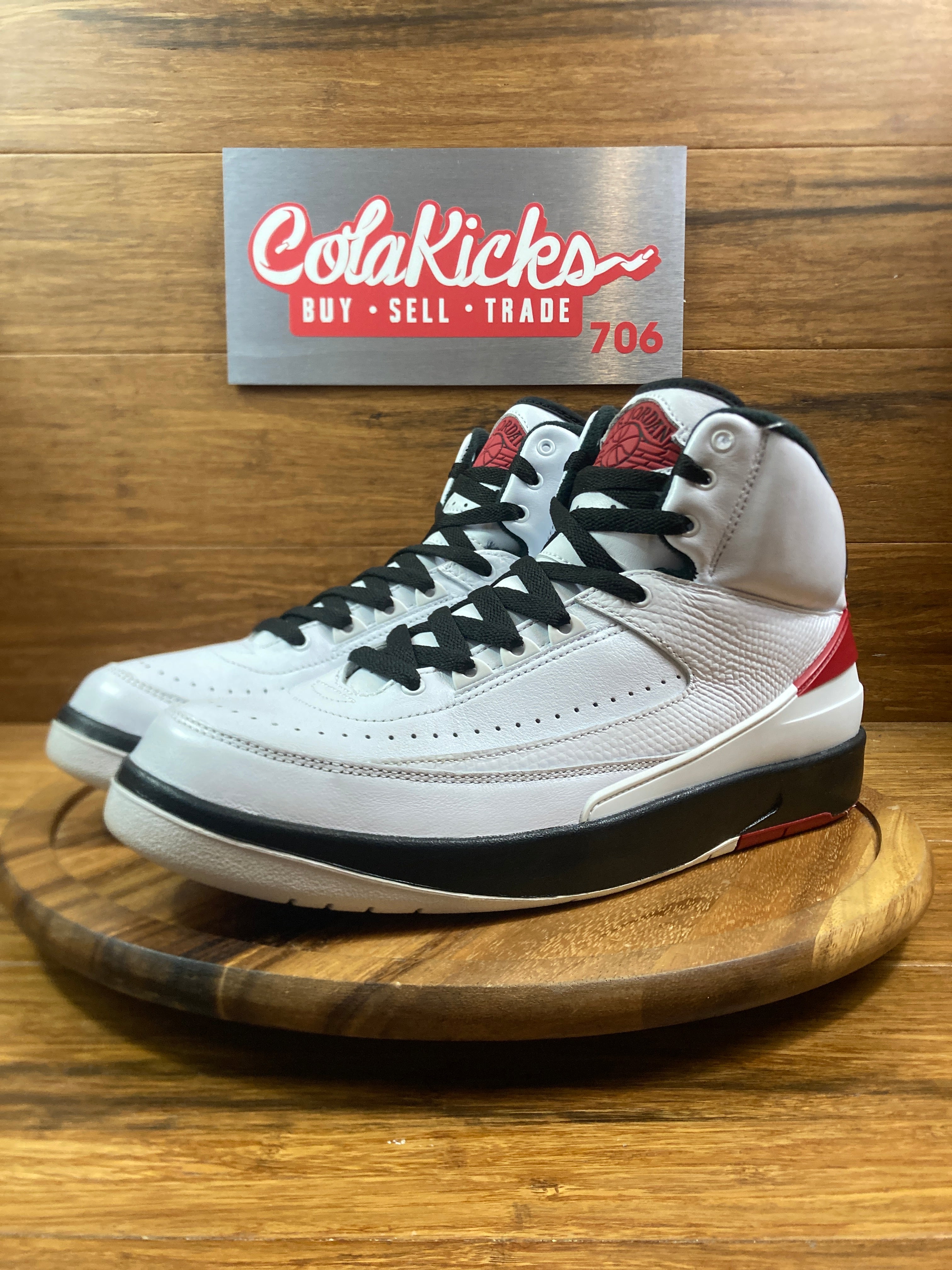 Jordan 2 Retro OG Chicago (2022)