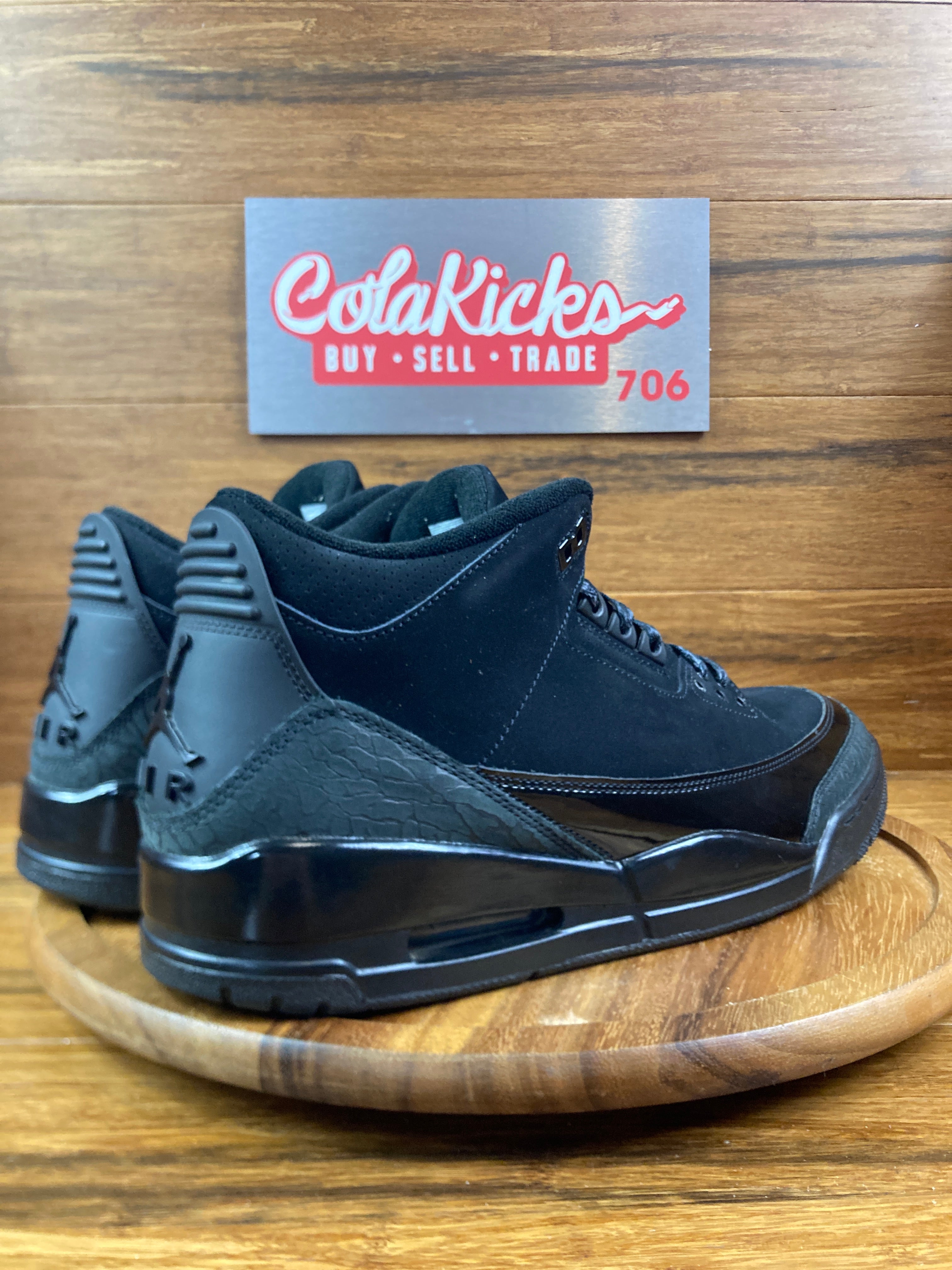 Jordan 3 Retro Black Cat (2025)