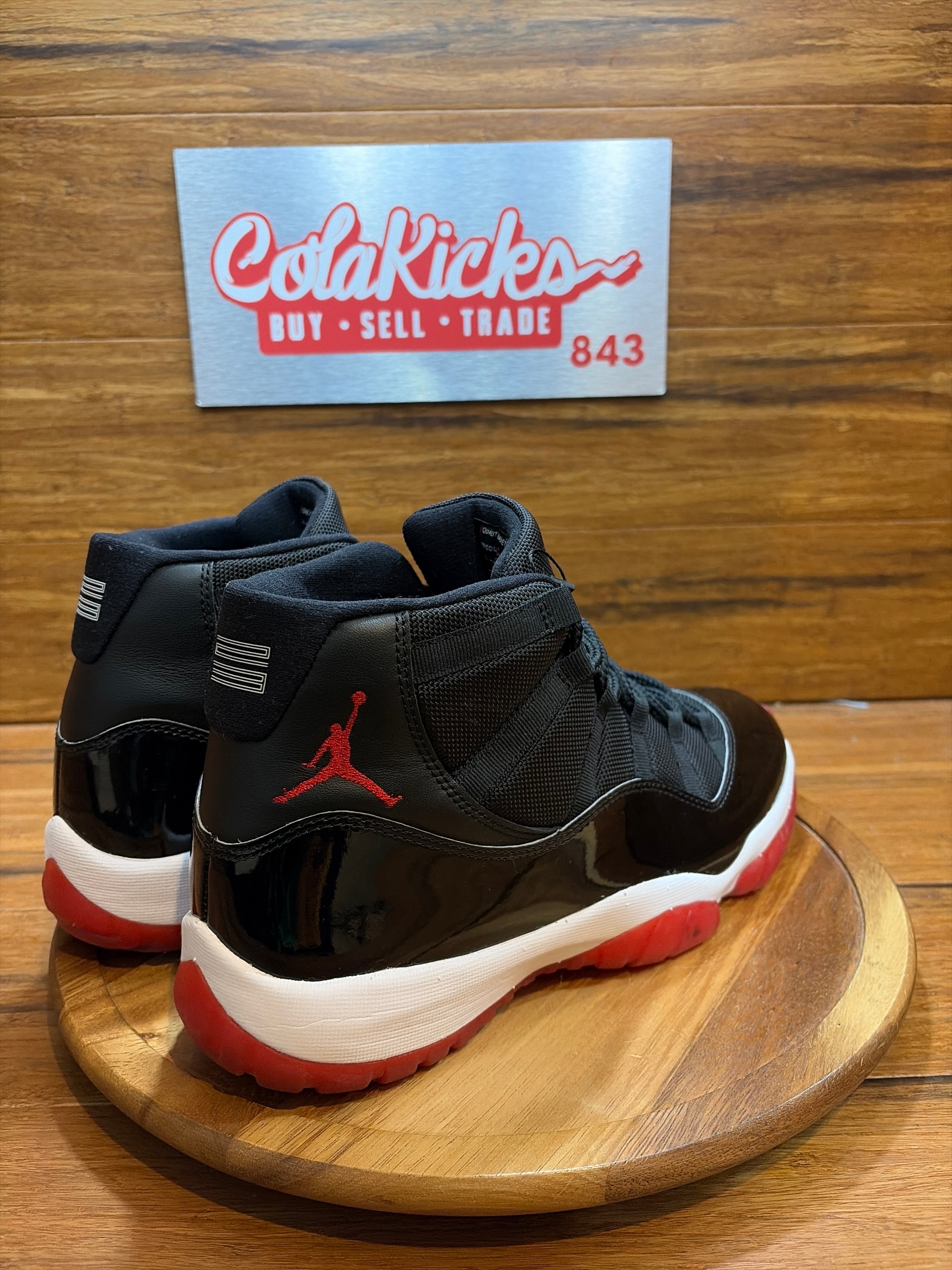 Jordan 11 Retro Playoffs Bred (2019)