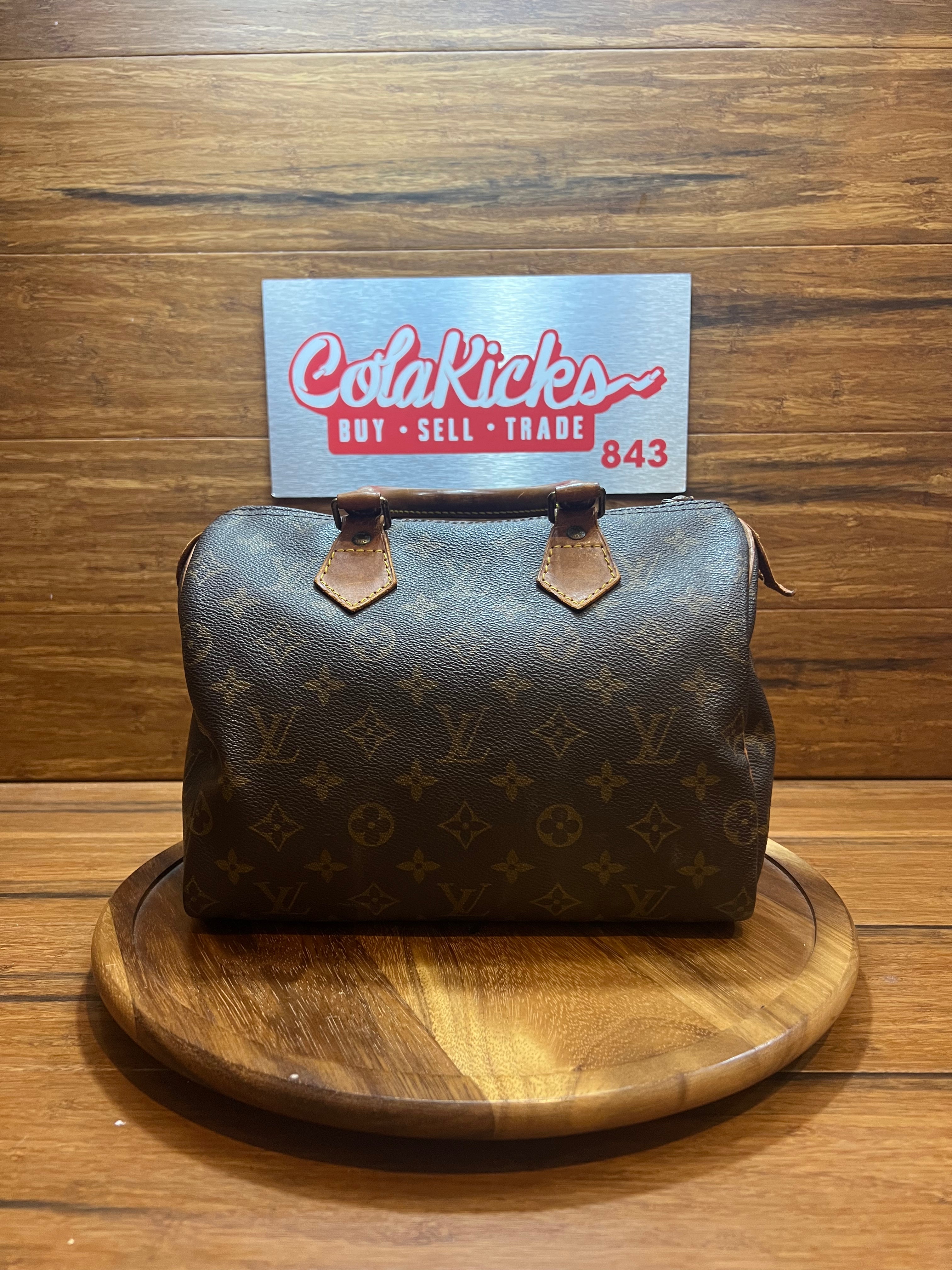 Louis Vuitton Monogram Speedy 25