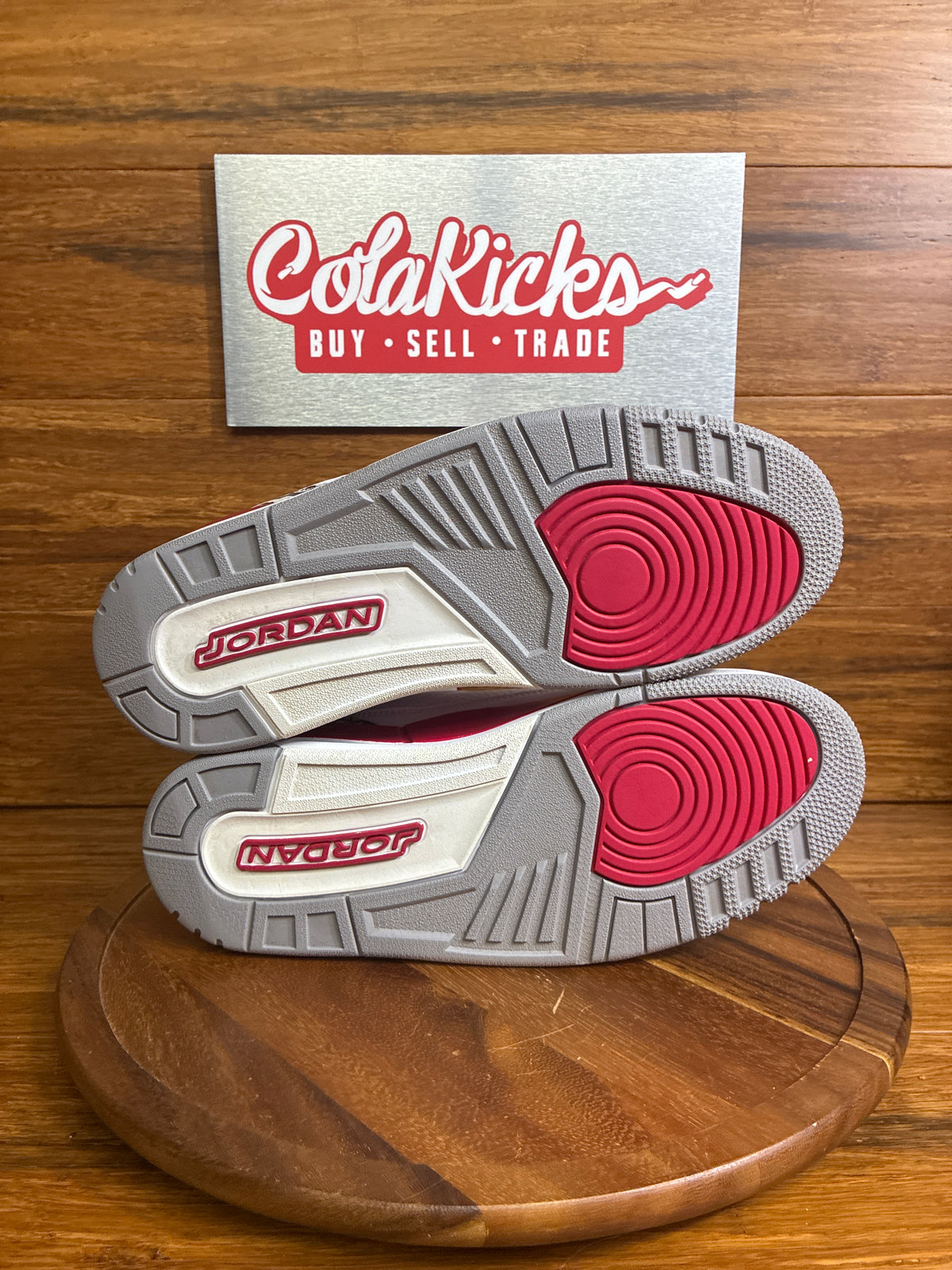 Jordan 3 Retro Cardinal Red
