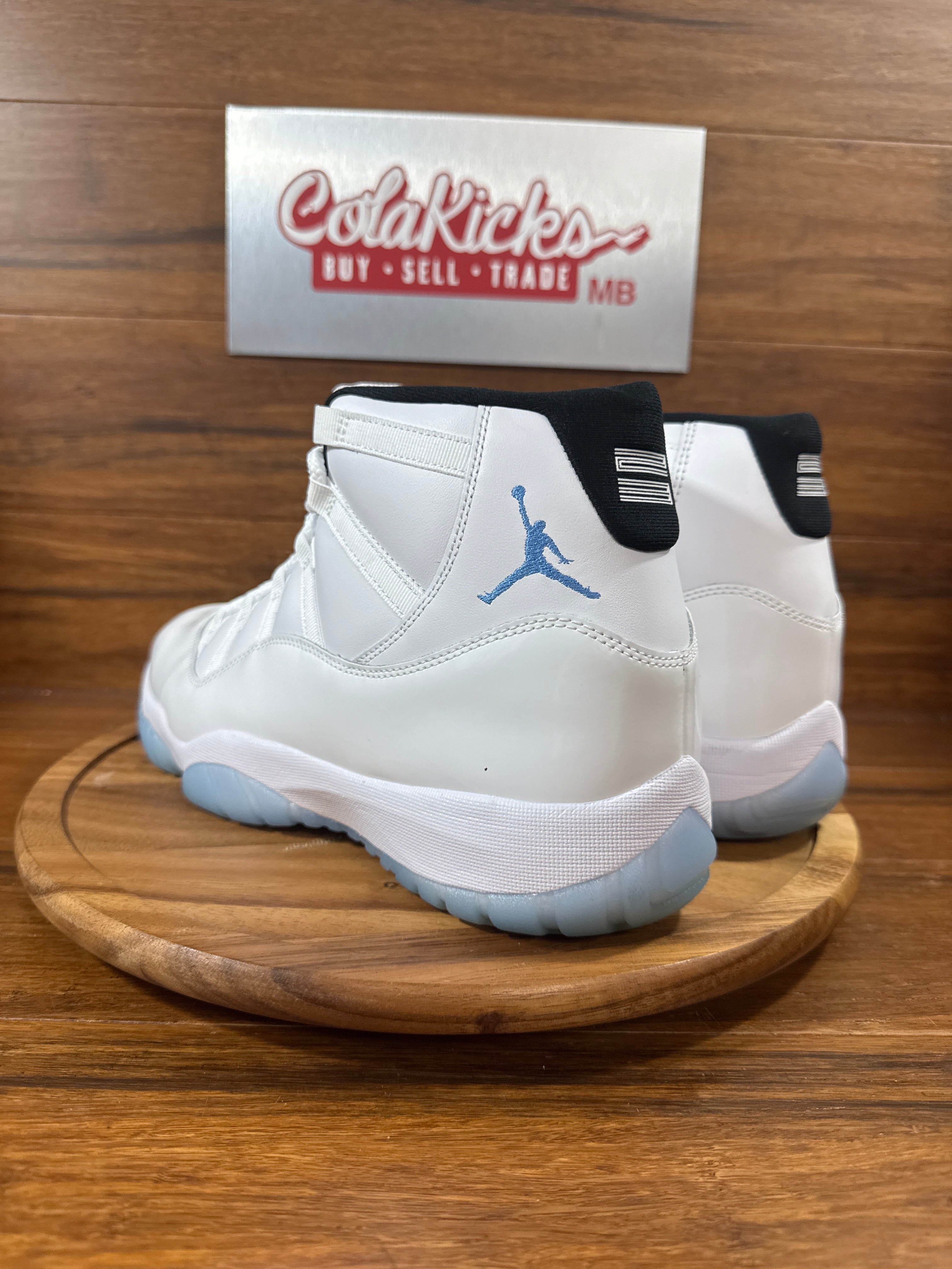 Jordan 11 Retro Legend Blue (2024)