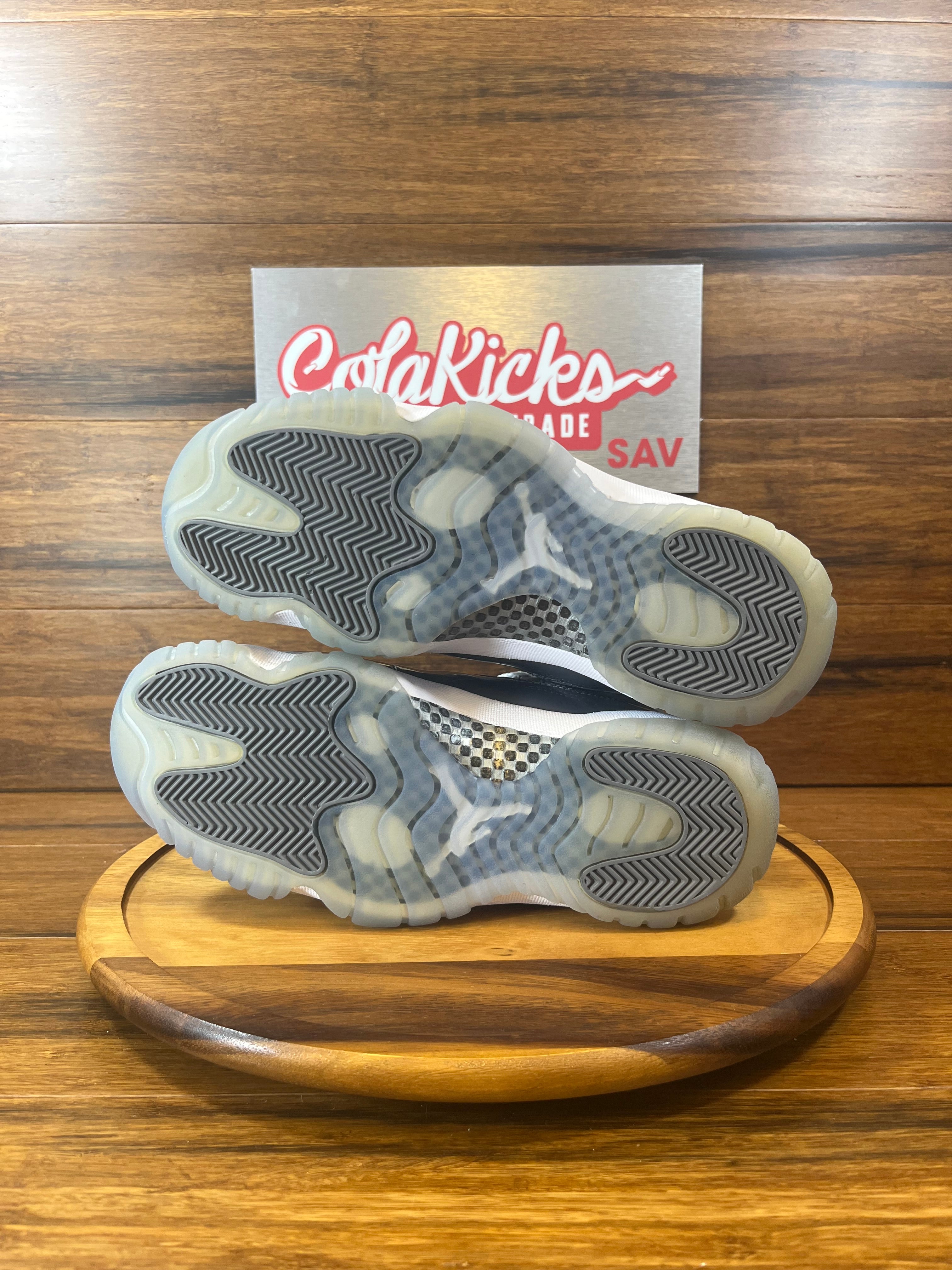 Jordan 11 Retro Cool Grey (2021)