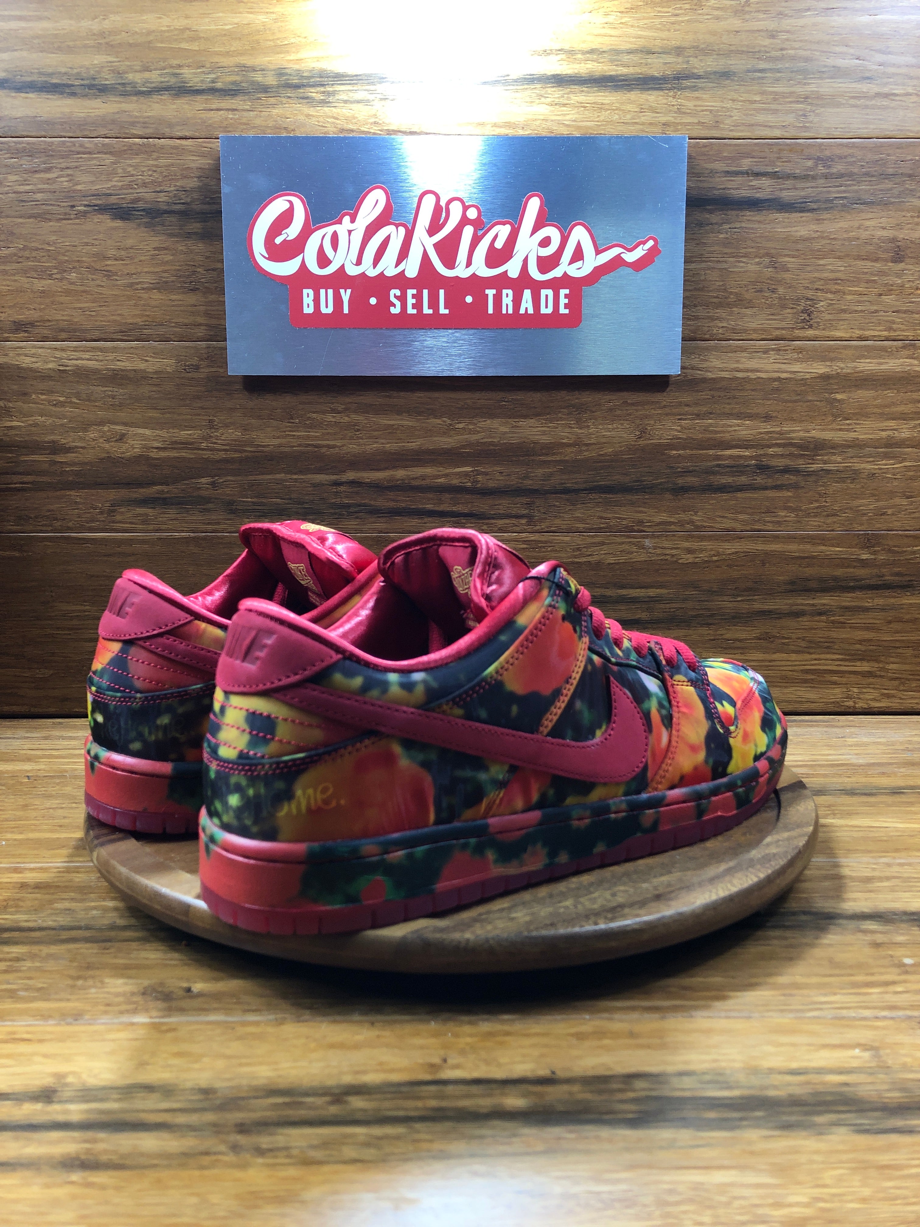 Nike SB Dunk Low The Wizard of Oz Poppy Field