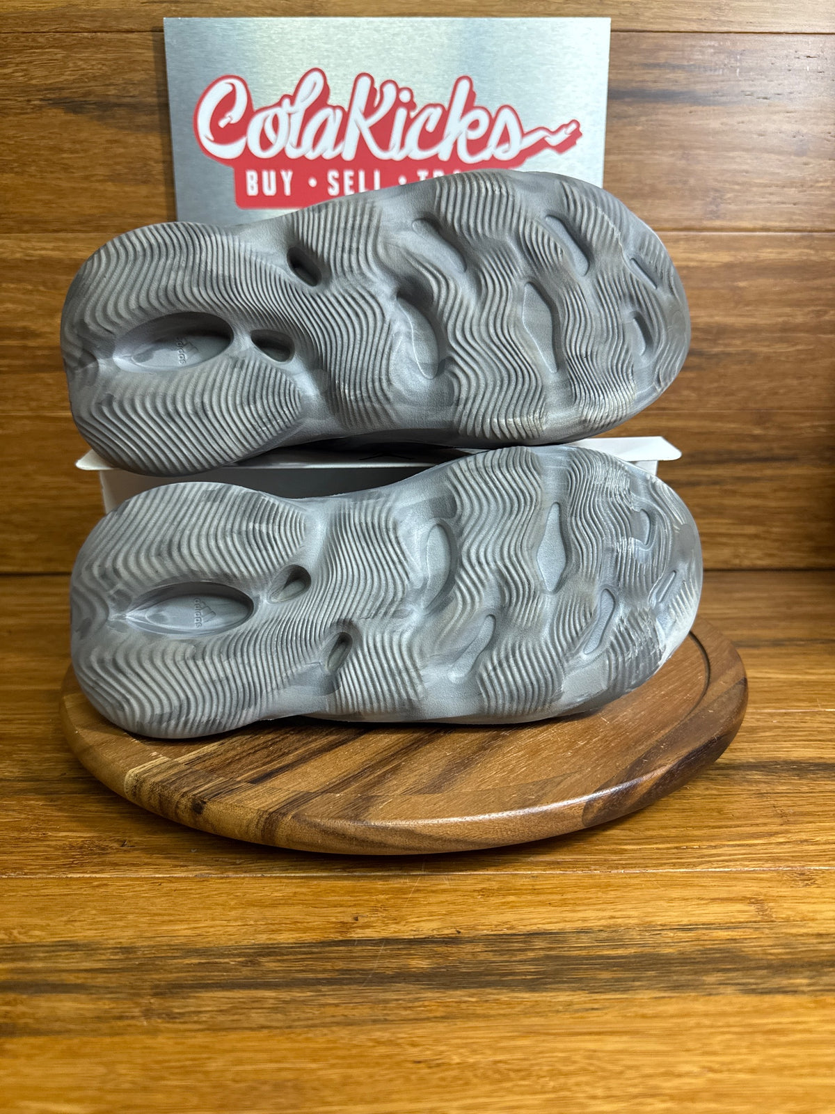 adidas Yeezy Foam RNR MX Granite