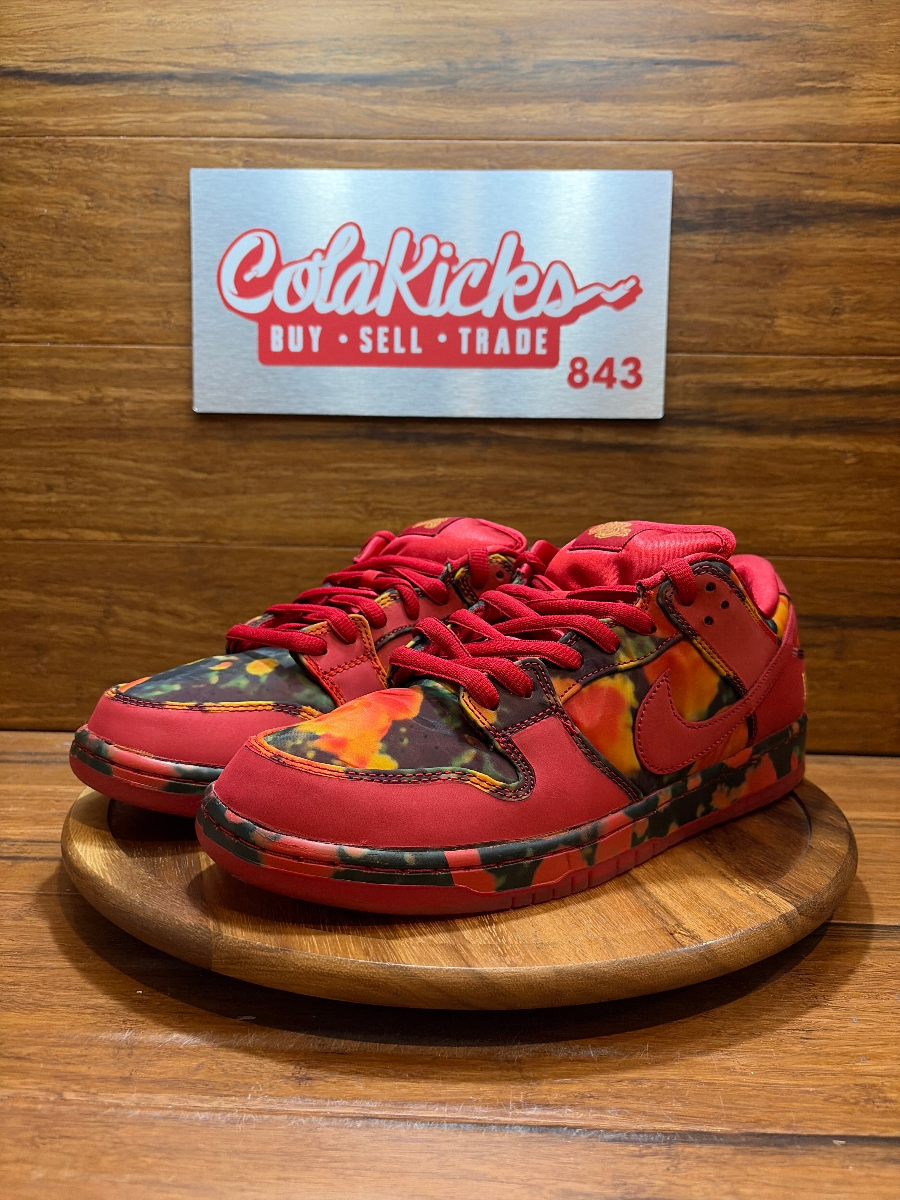 Nike SB Dunk Low The Wizard of Oz Poppy Field