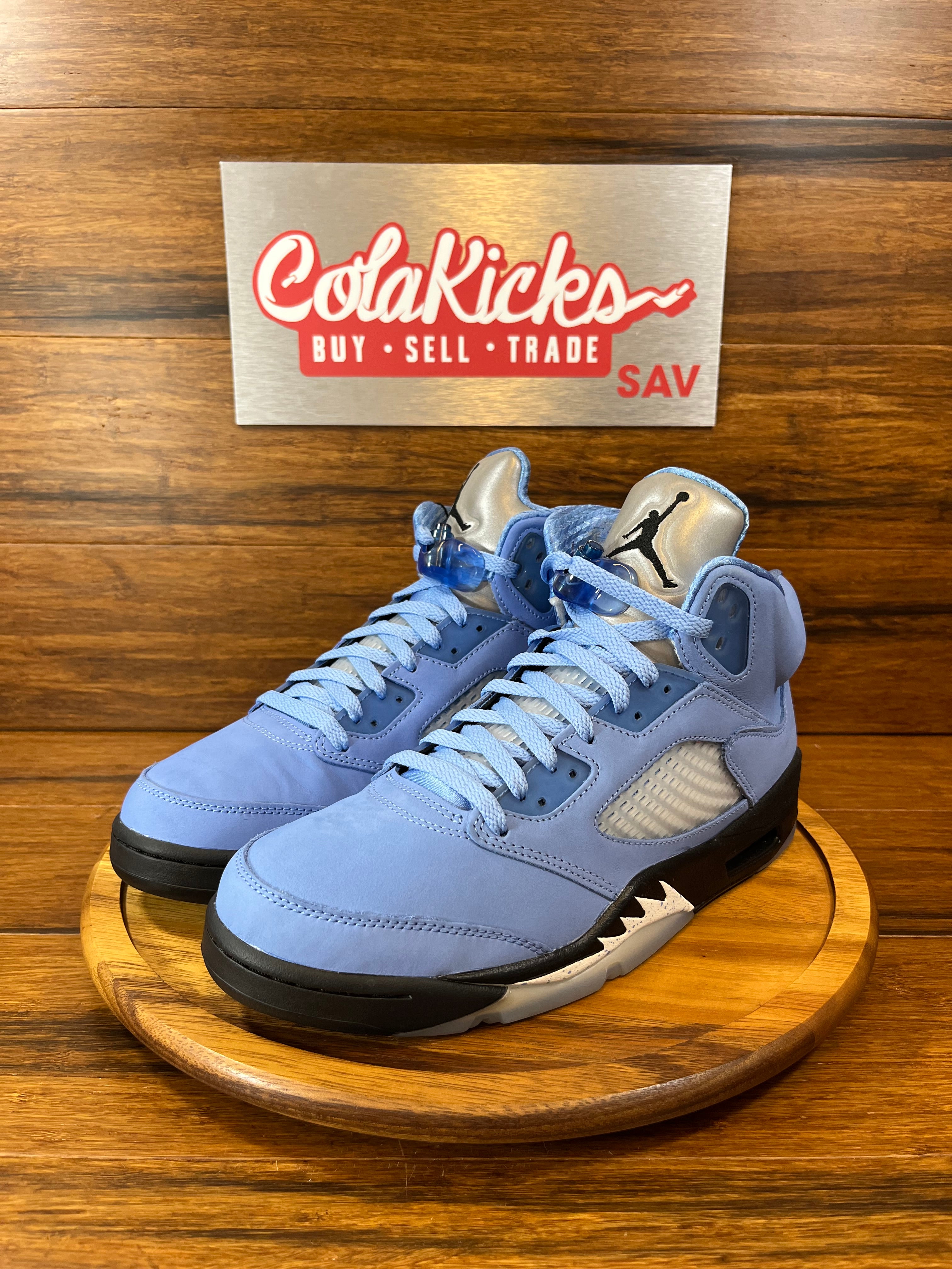 Jordan 5 Retro UNC University Blue