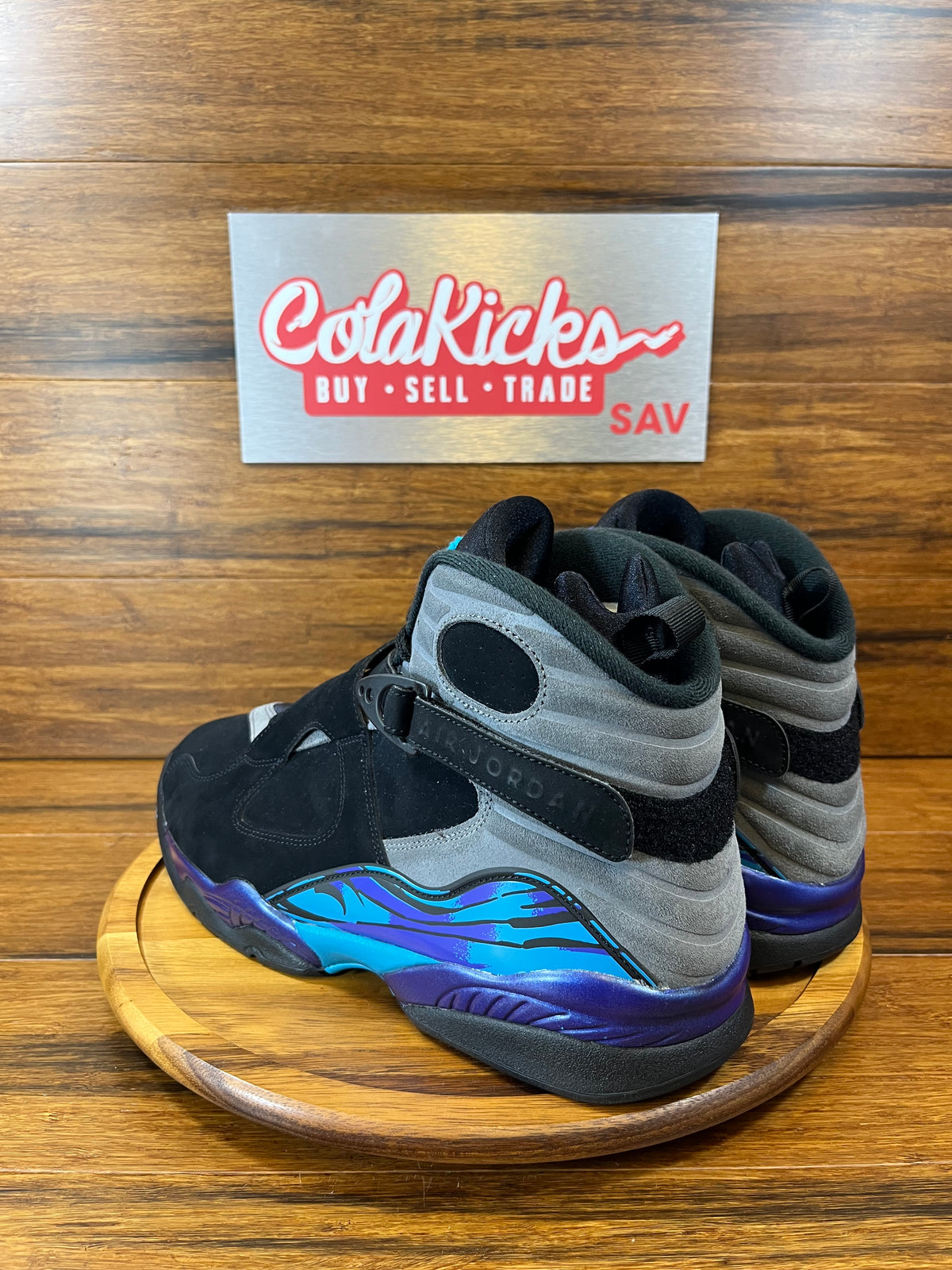 Jordan 8 Retro Aqua (2025)